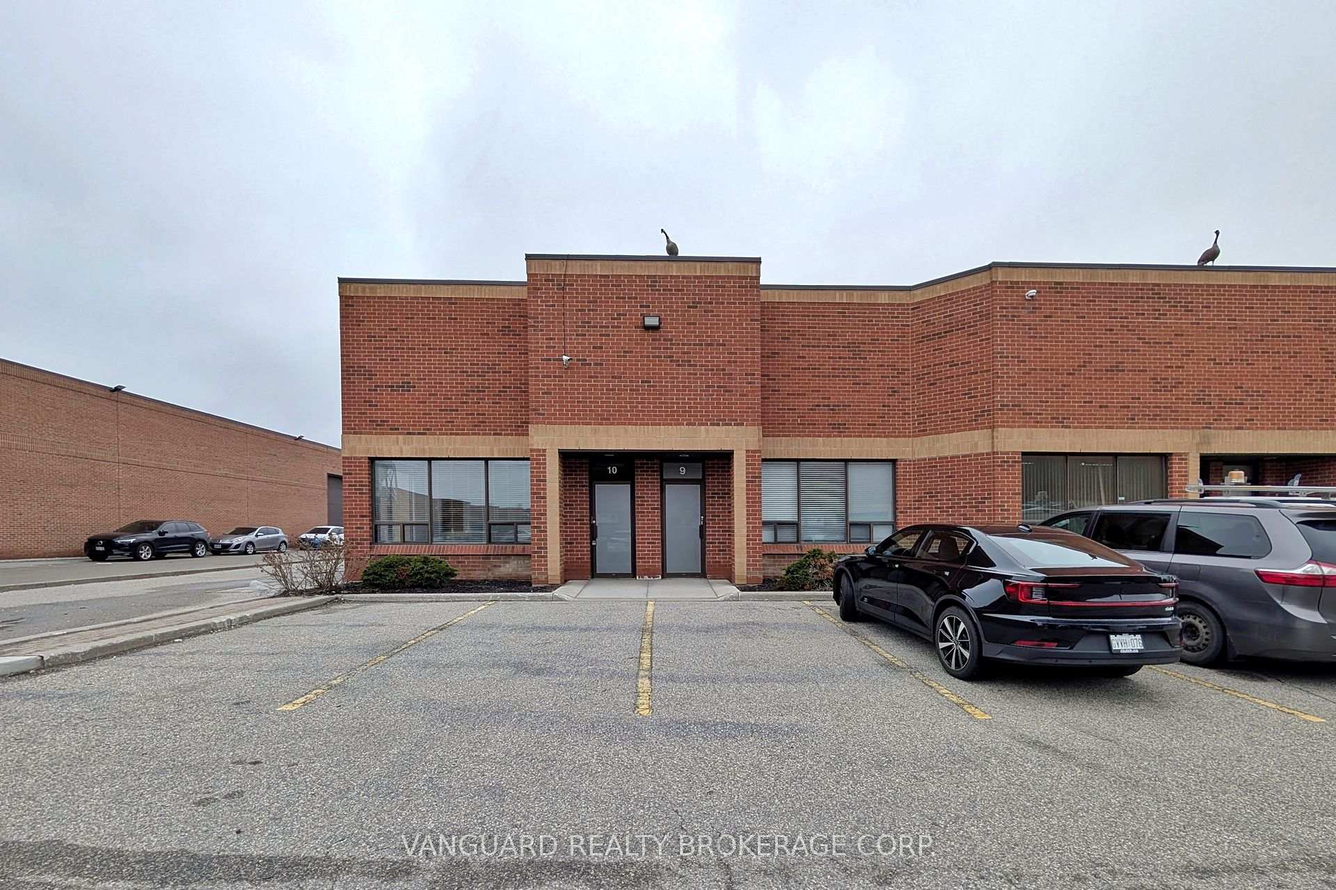 130 Bradwick Drive 9-10, Vaughan, ON L4K 1K8, Vaughan — photo 1