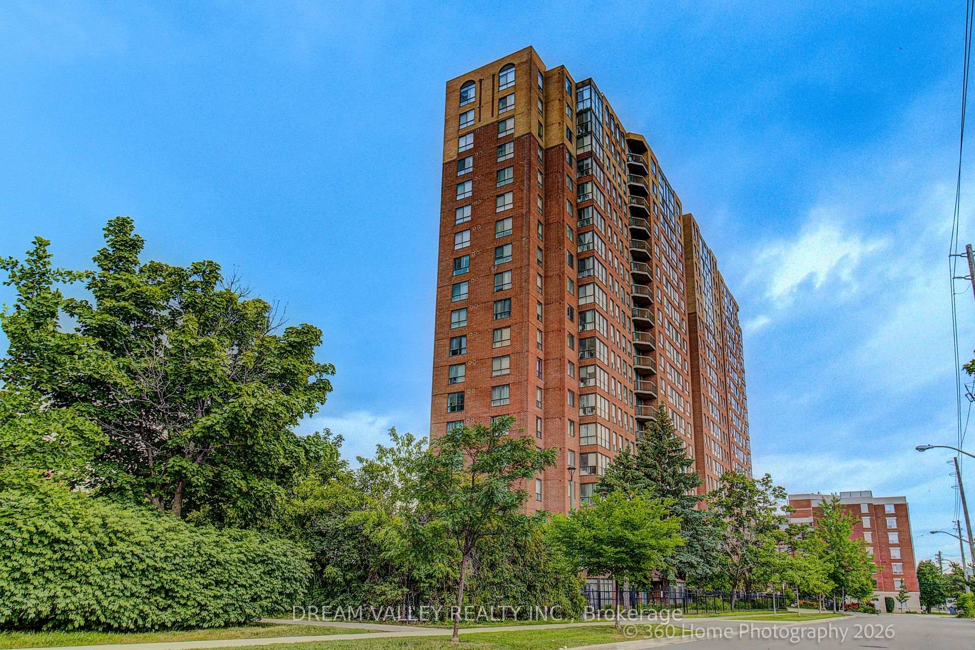330 Mccowan Road 811, Toronto, ON M1J 3N3, Toronto E08 — photo 1