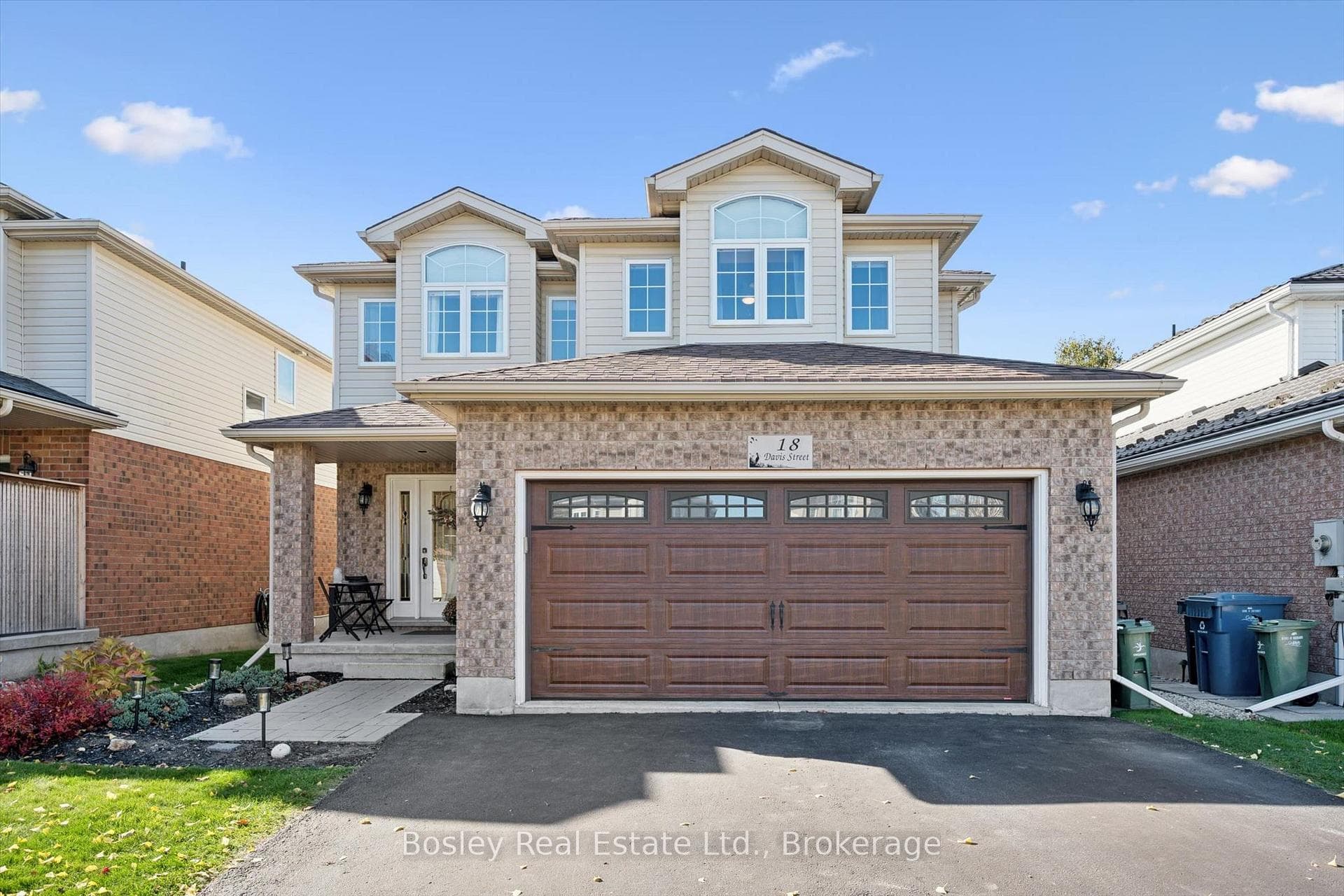 18 Davis Street, Guelph, ON N1E 0A2, Guelph — photo 1