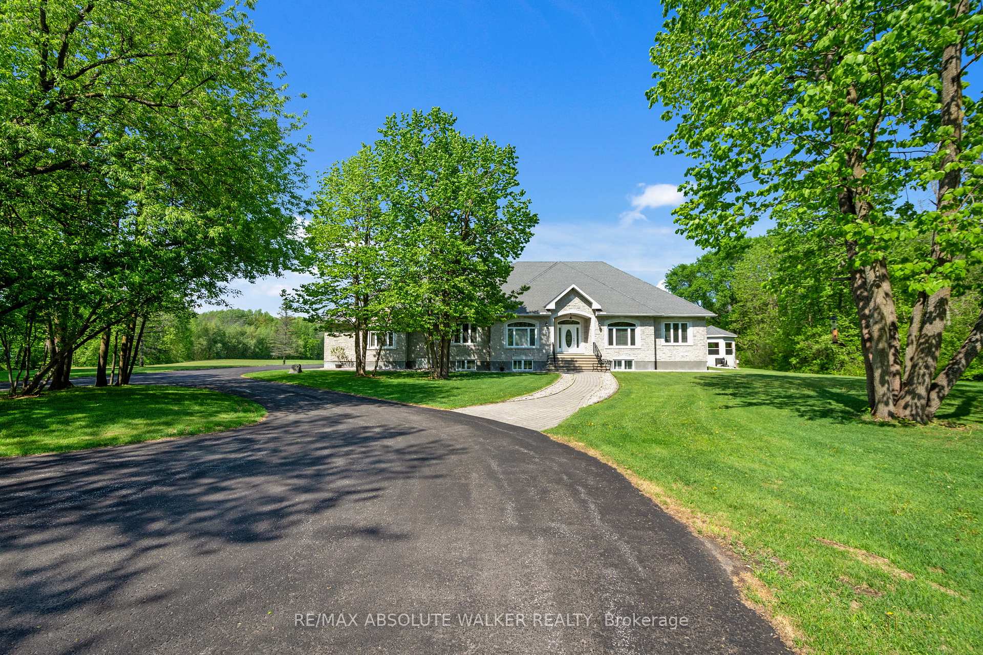 2501 Kearns Way, Greely - Metcalfe - Osgoode - Vernon and Area, ON K4P 1R9, Greely - Metcalfe - Osgoode - Vernon and Area — photo 1