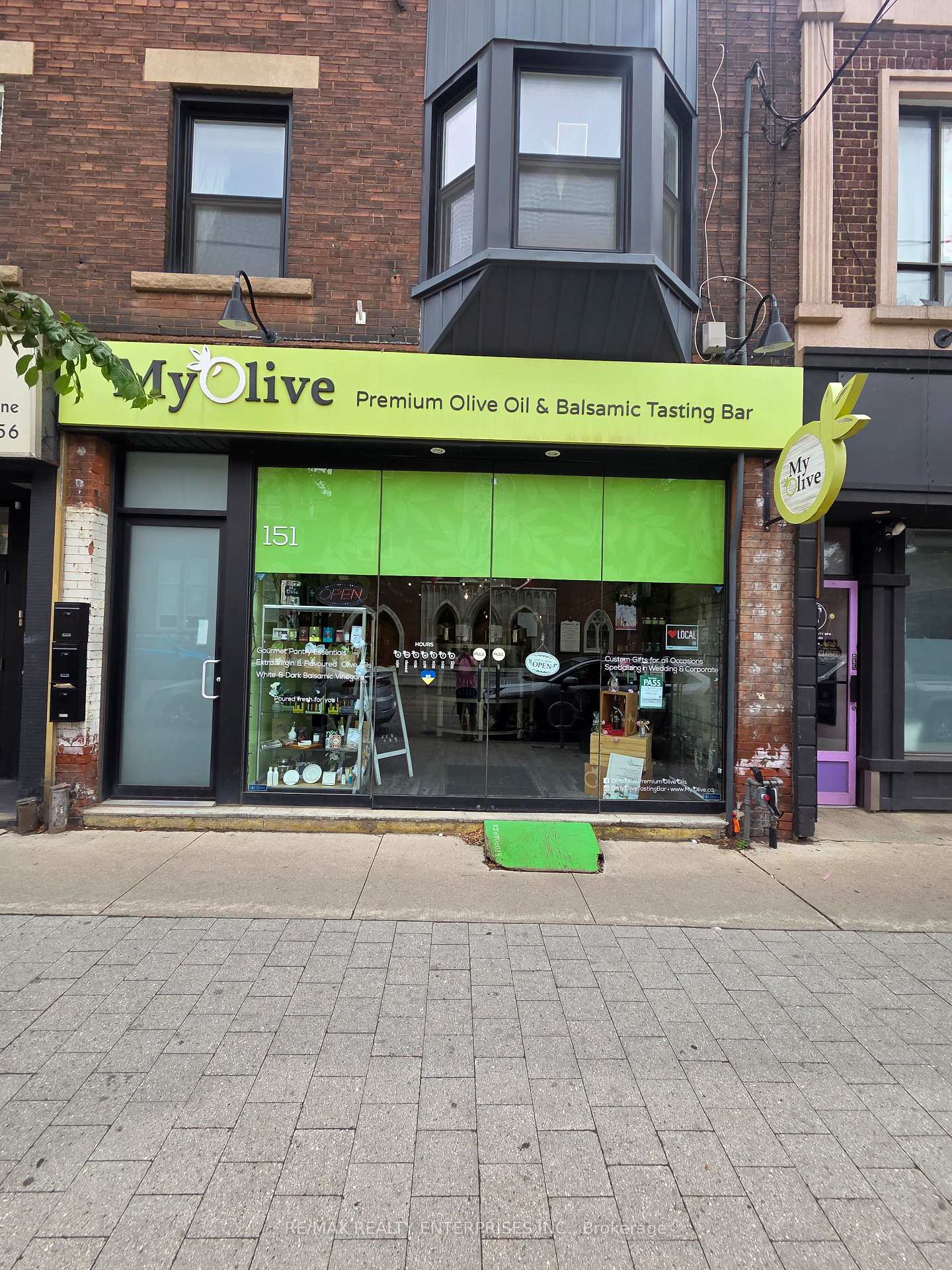 151 Roncesvalles Avenue, Toronto, ON M6R 2L3, Toronto W01 — photo 1