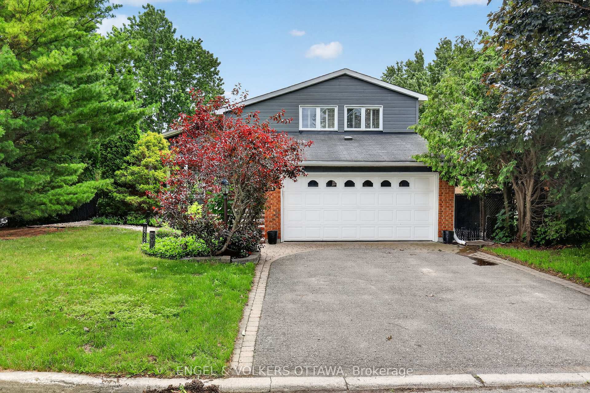1 Blueridge Court, Barrhaven, ON K2J 2J3, Barrhaven — photo 1