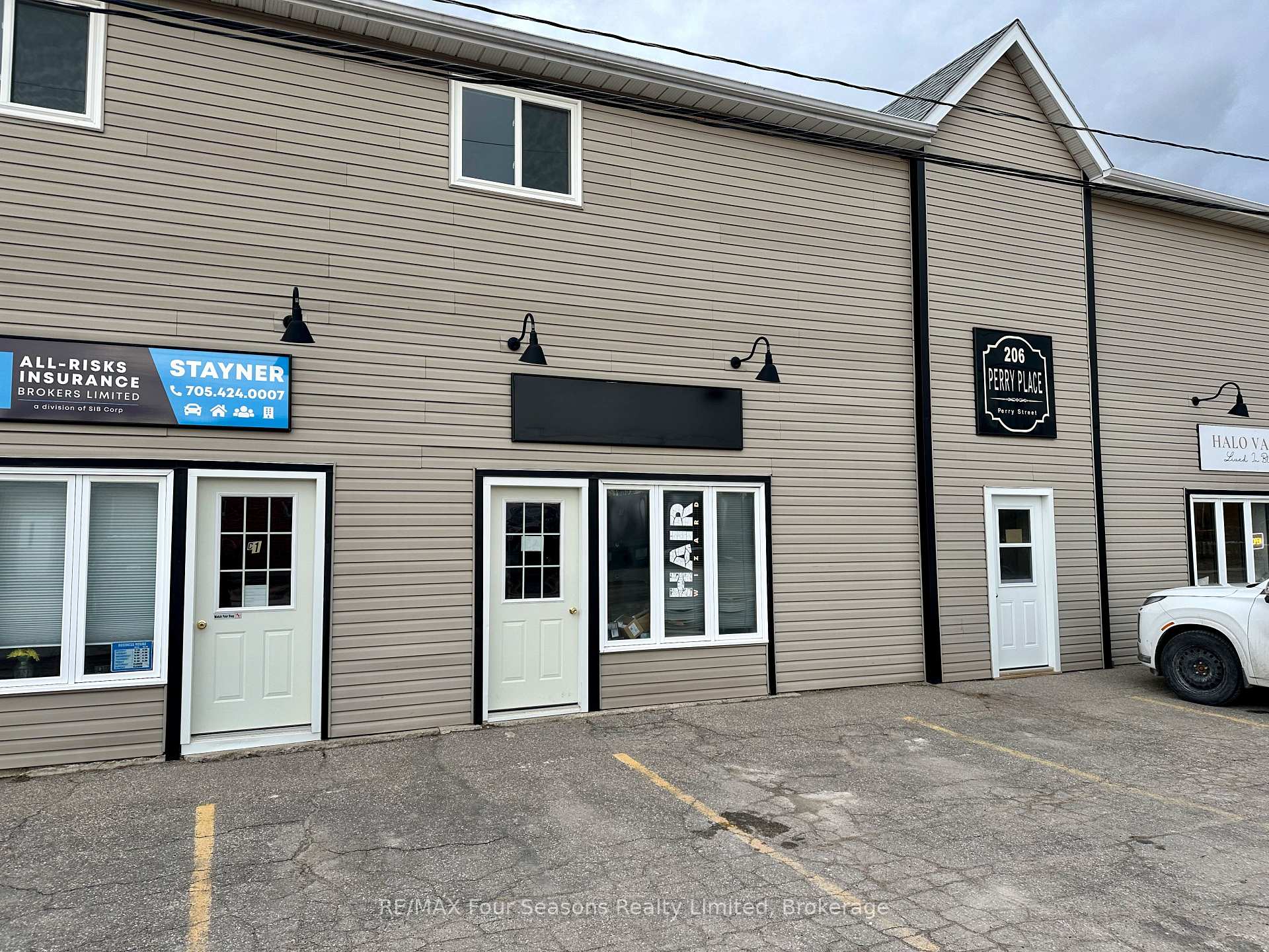 206 Perry Street C2, Clearview, ON L0M 1S0, Clearview — фото 1