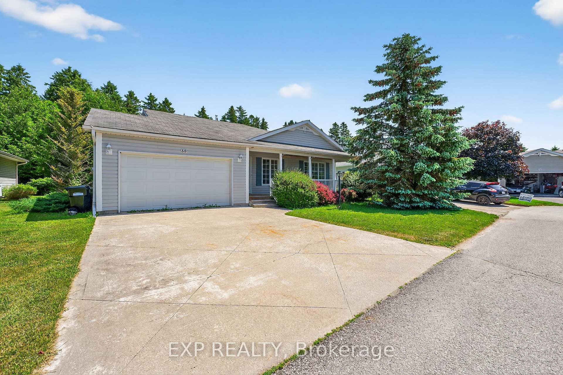 30 Illinois Crescent, Wasaga Beach, ON L9Z 3A8, Wasaga Beach — photo 1