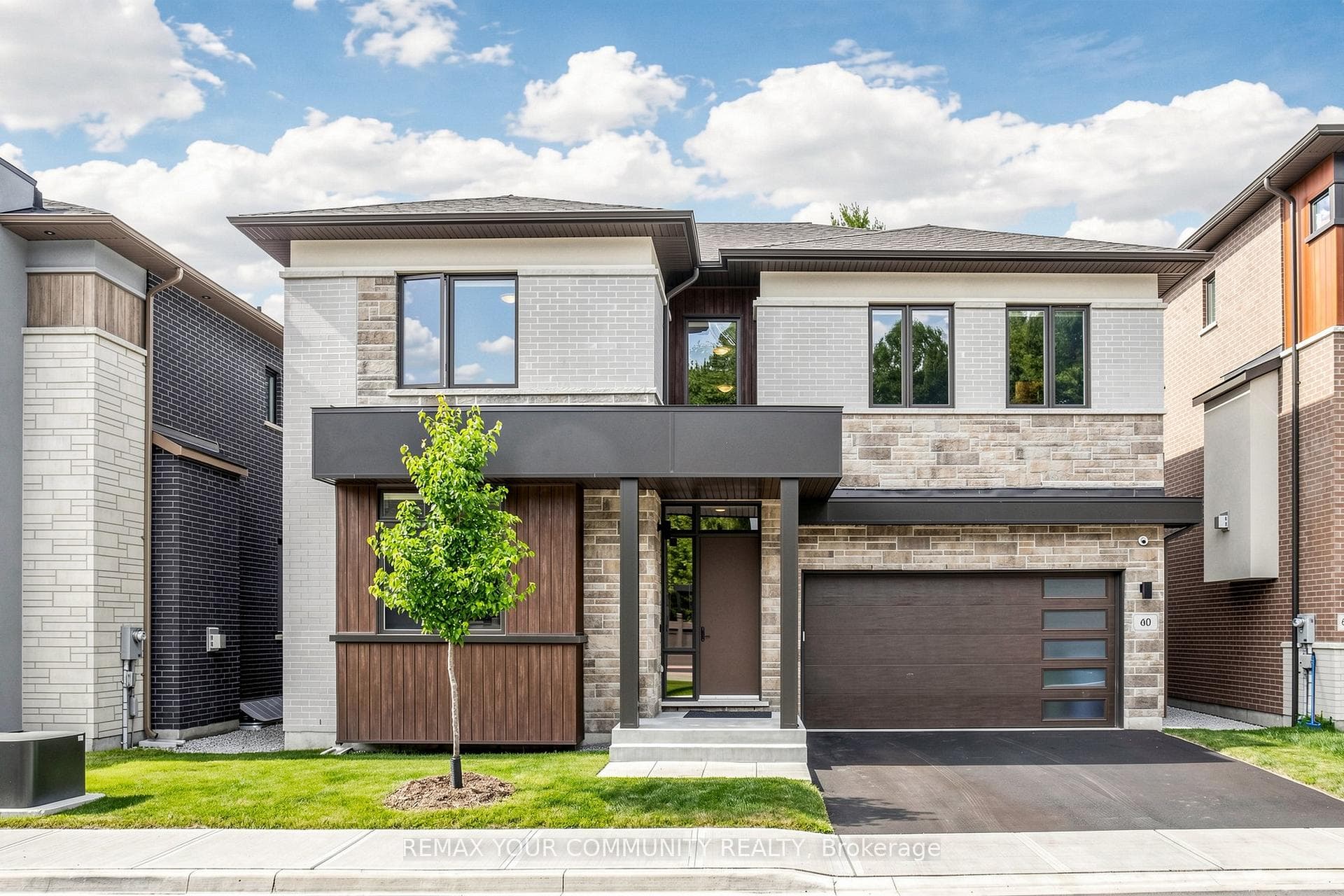 60 Royal Hill Court, Aurora, ON L4G 3Z7, Aurora — photo 1