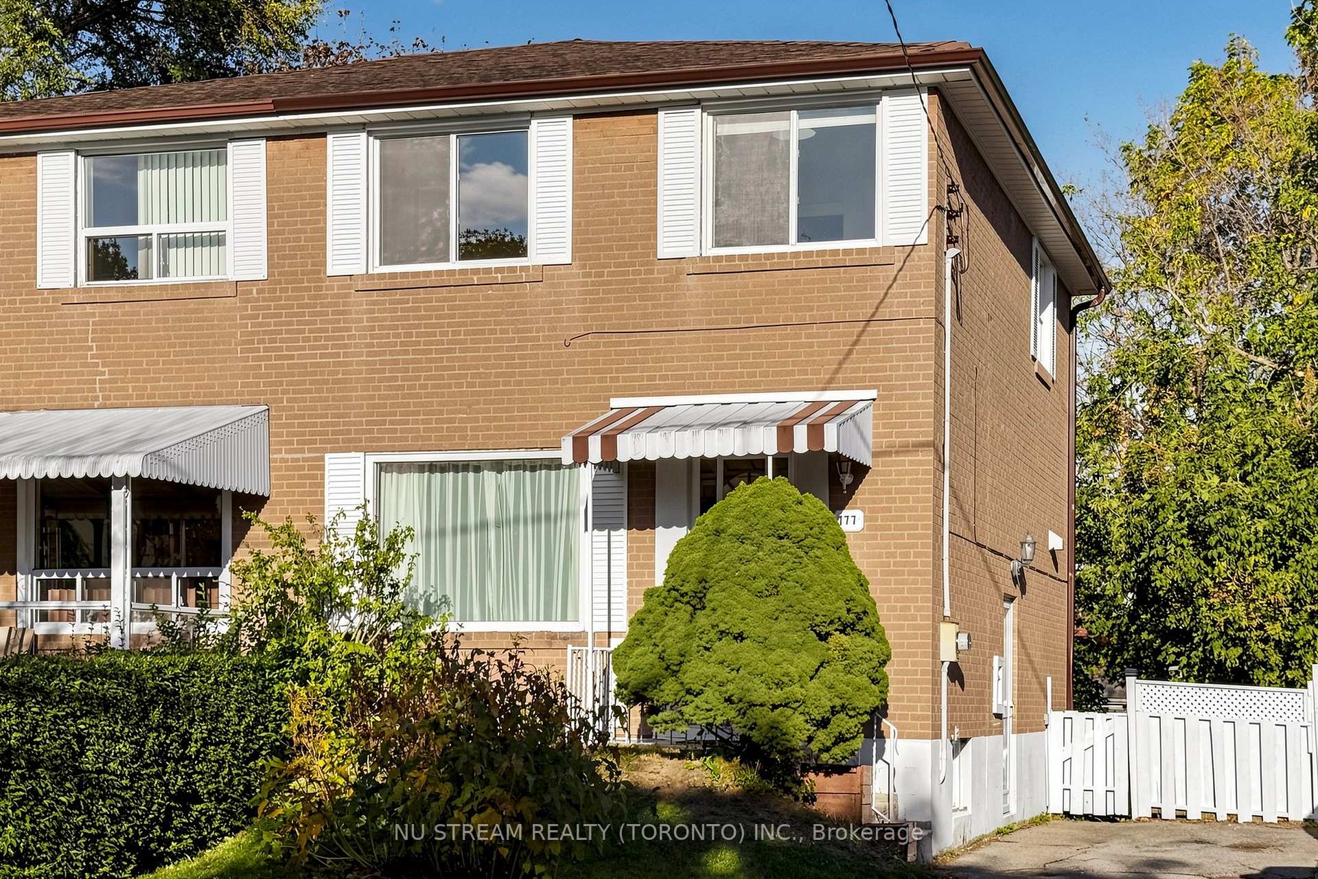 177 Vauxhall Drive, Toronto, ON M1P 1R5, Toronto E04 — photo 1