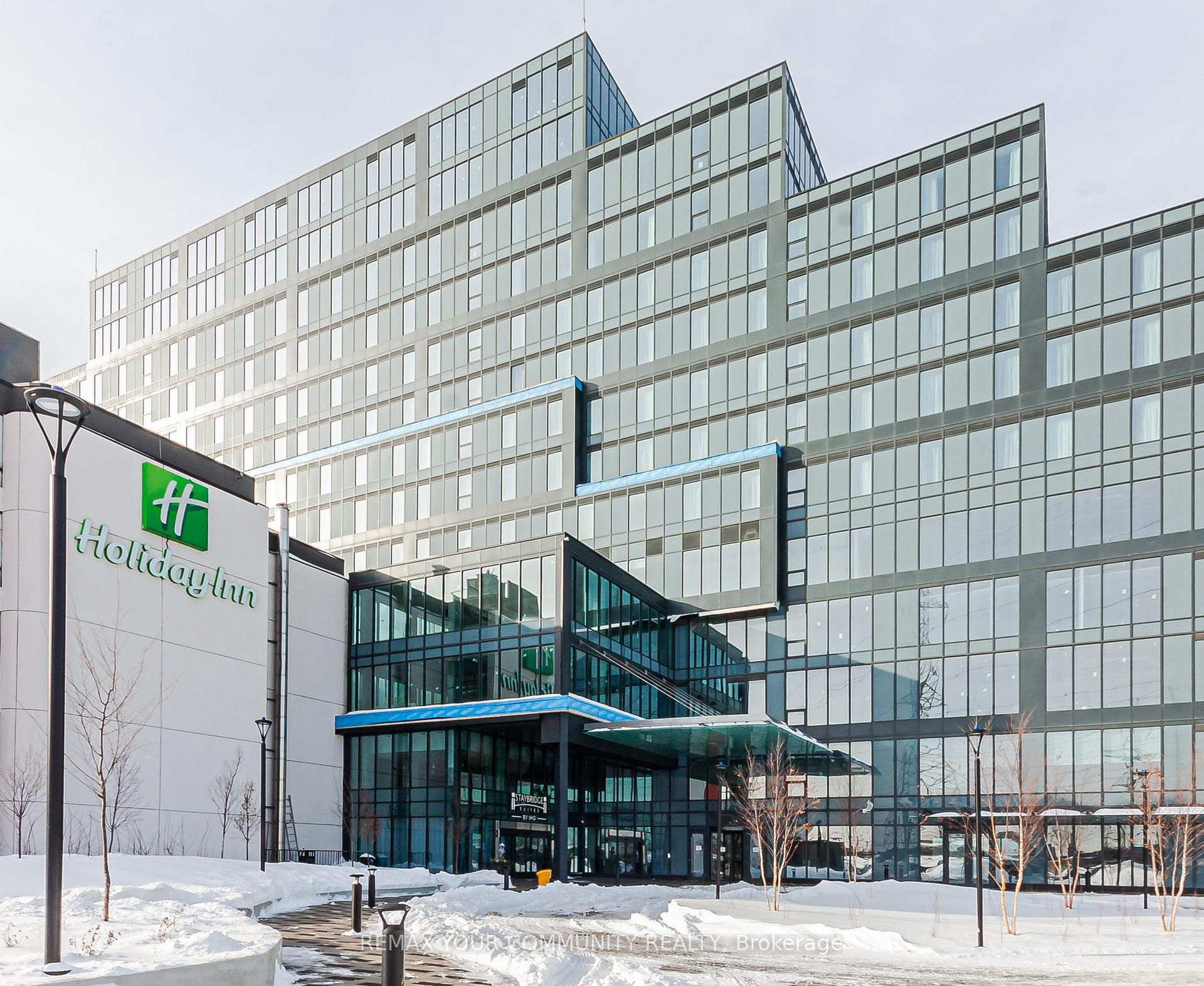 600 Dixon Road 219, Toronto, ON M9W 1J1, Toronto W09 — photo 1