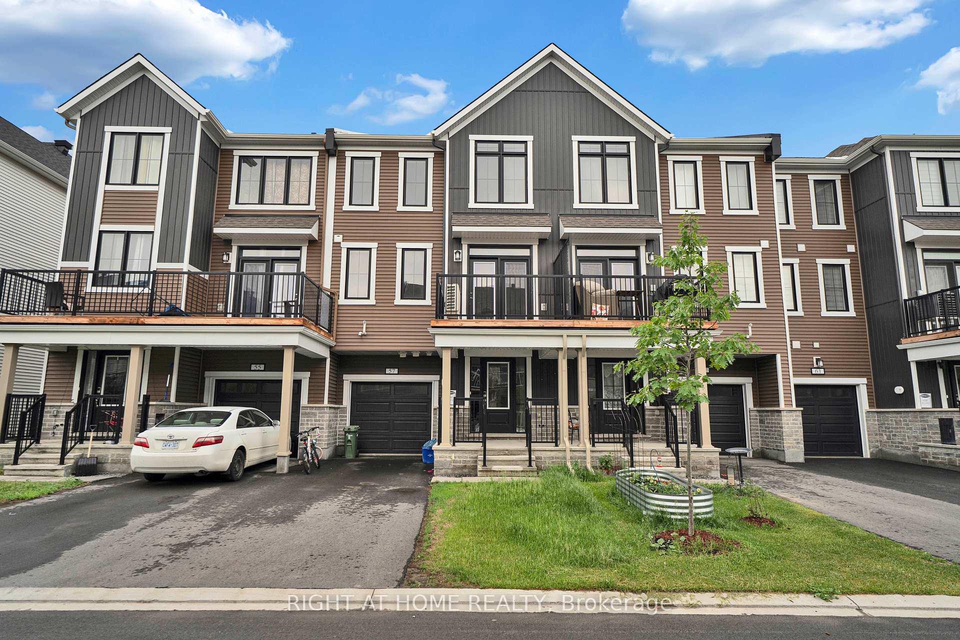 57 PLACETTE STITCH Mews, Stittsville - Munster - Richmond, ON K0A 2Z0, Stittsville - Munster - Richmond — photo 1