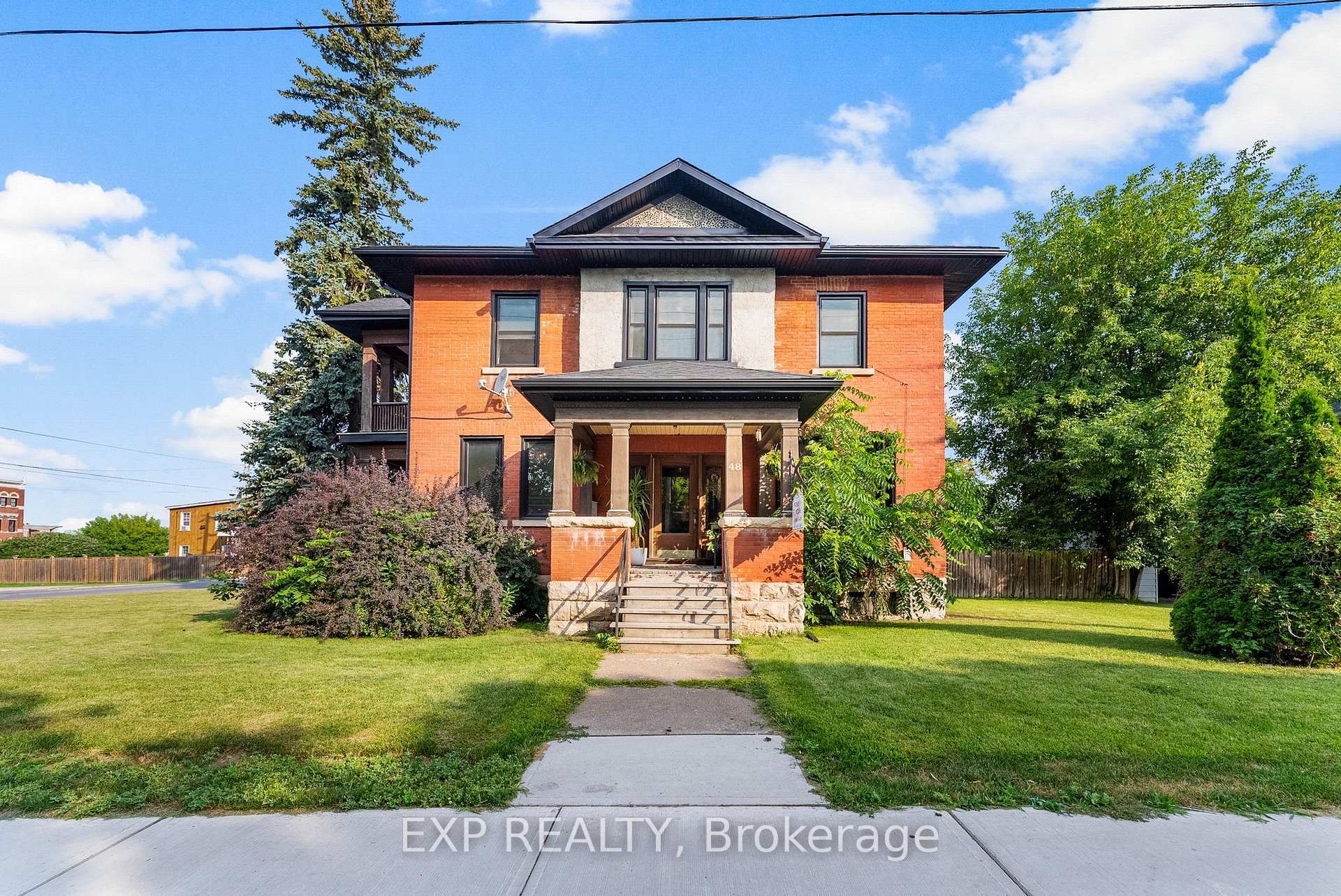 48 Hall Avenue E, Renfrew, ON K7V 2S3, Renfrew — photo 1