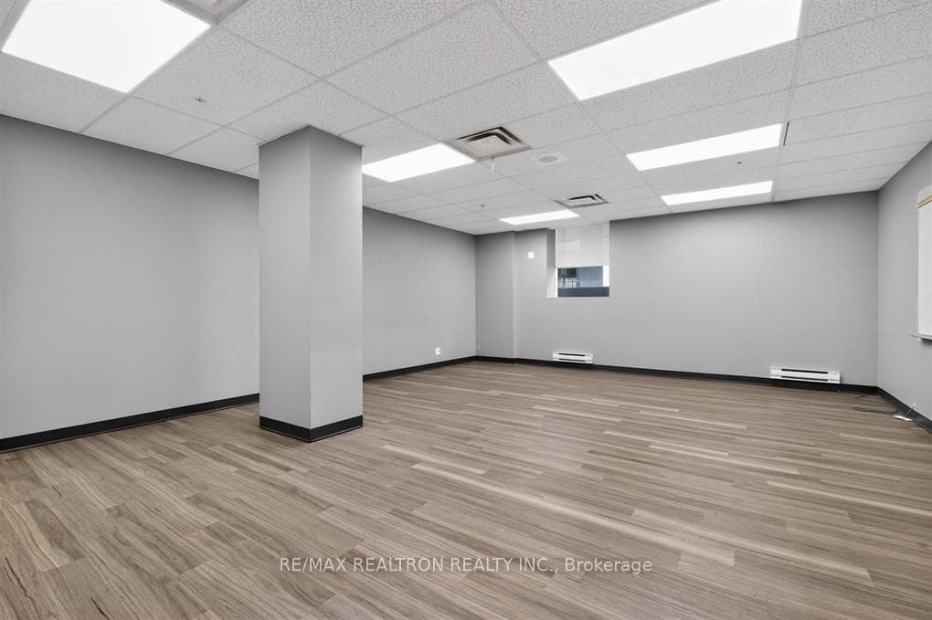 685 Sheppard Avenue E G01, Toronto, ON M2K 1B6, Toronto C15 — photo 1