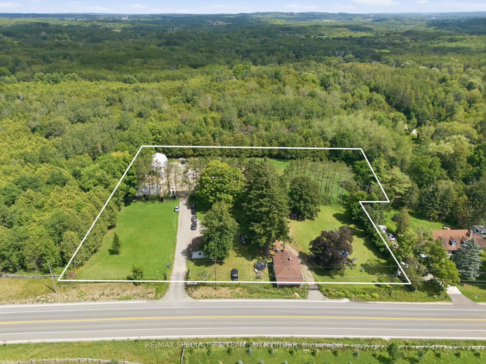 17043 The Gore Road, Caledon, ON L7E 0X6, Caledon — photo 1