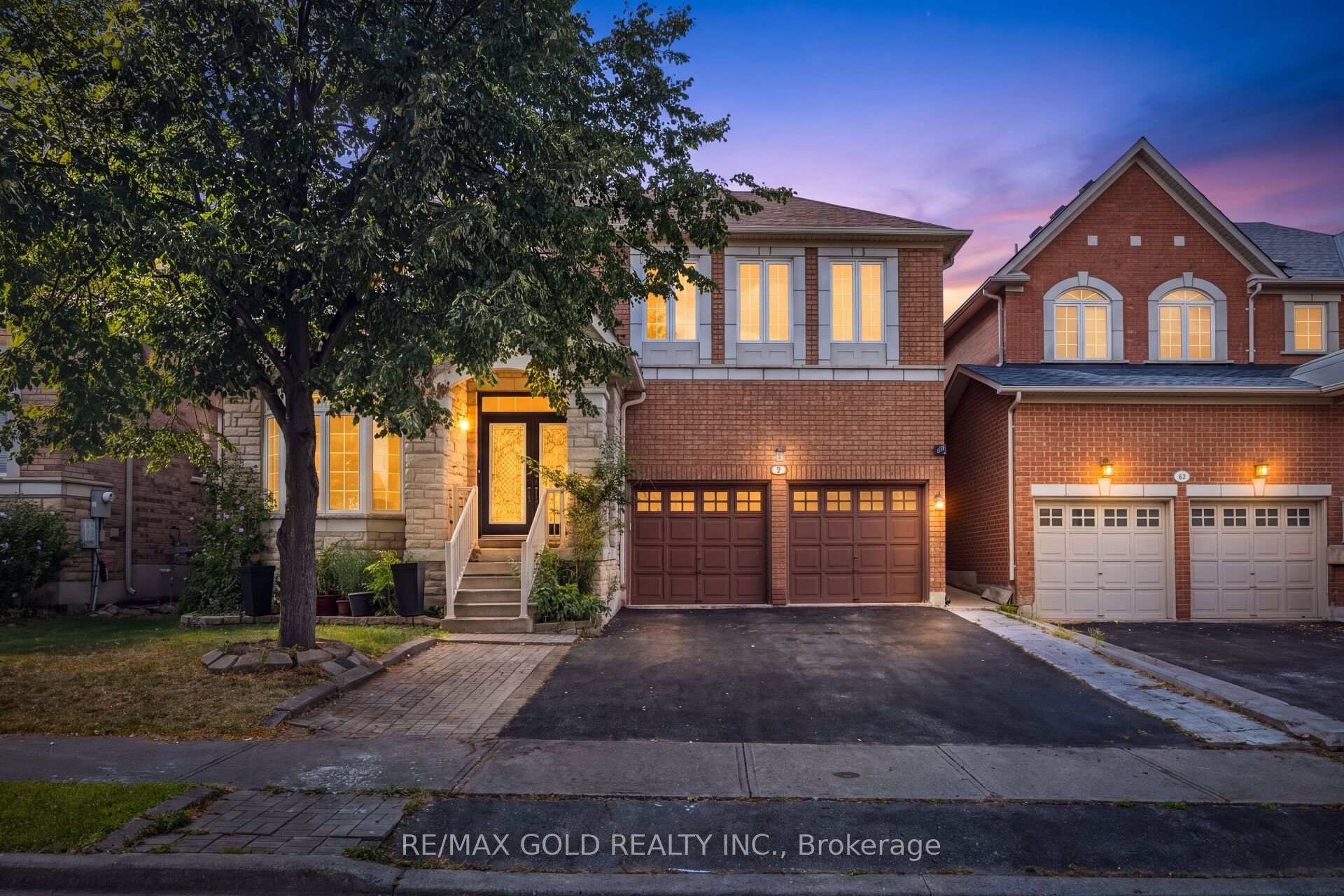 50 Northface Crescent, Brampton, ON L6R 2Y2, Brampton — photo 1