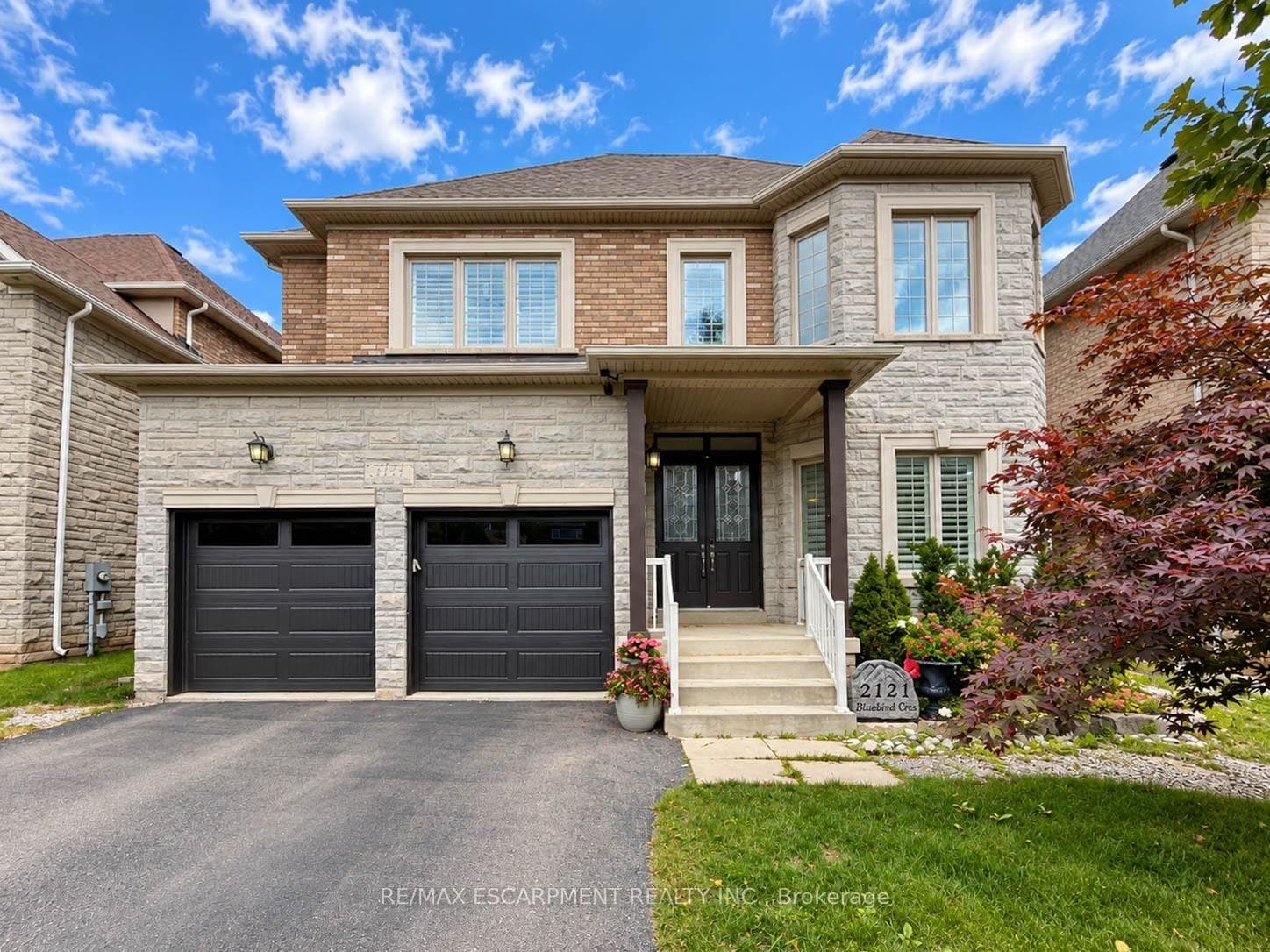 2121 Blackforest Crescent, Oakville, ON L6M 4T6