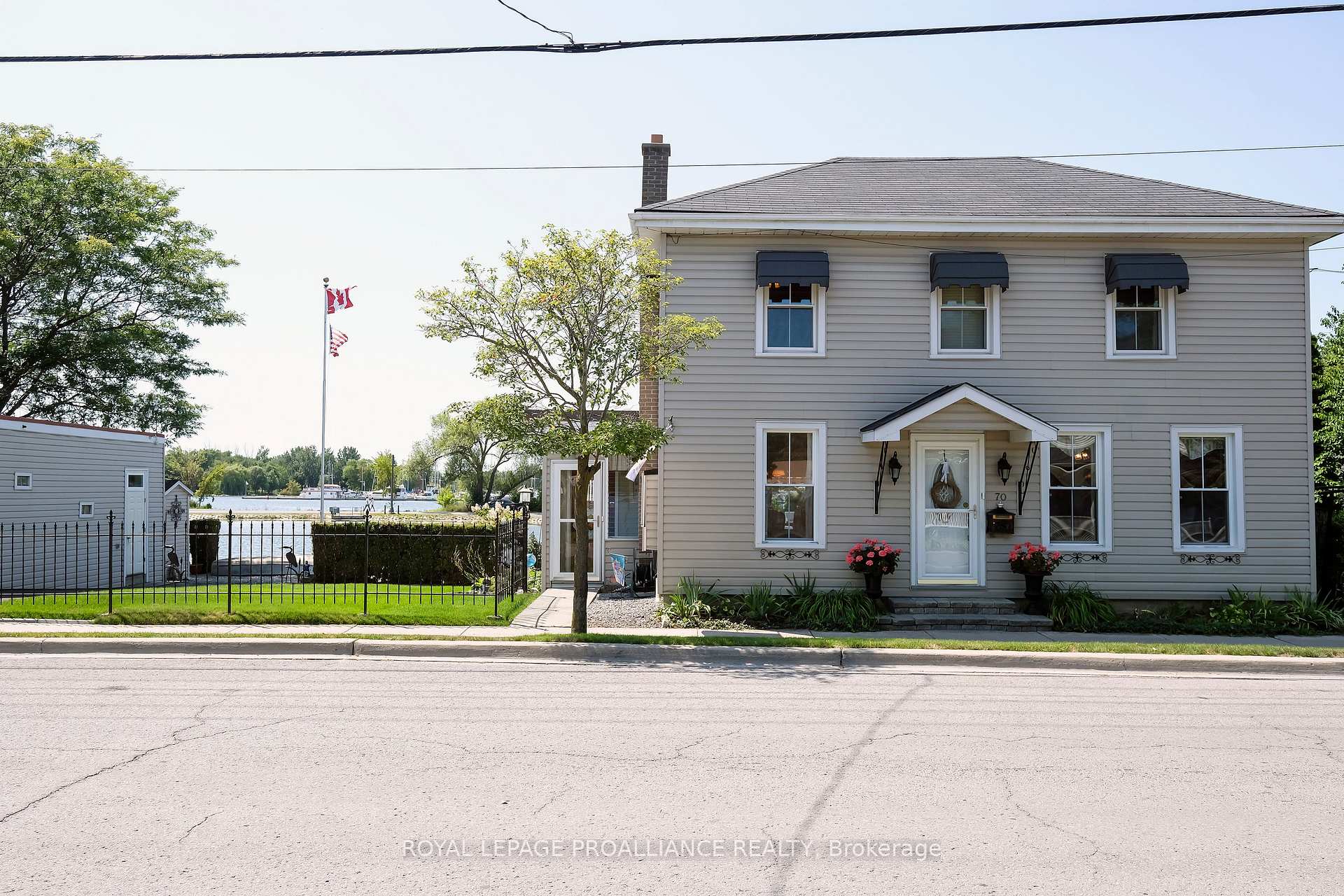 70 Front Street S, Belleville, ON K8N 2Y3, Belleville — photo 1