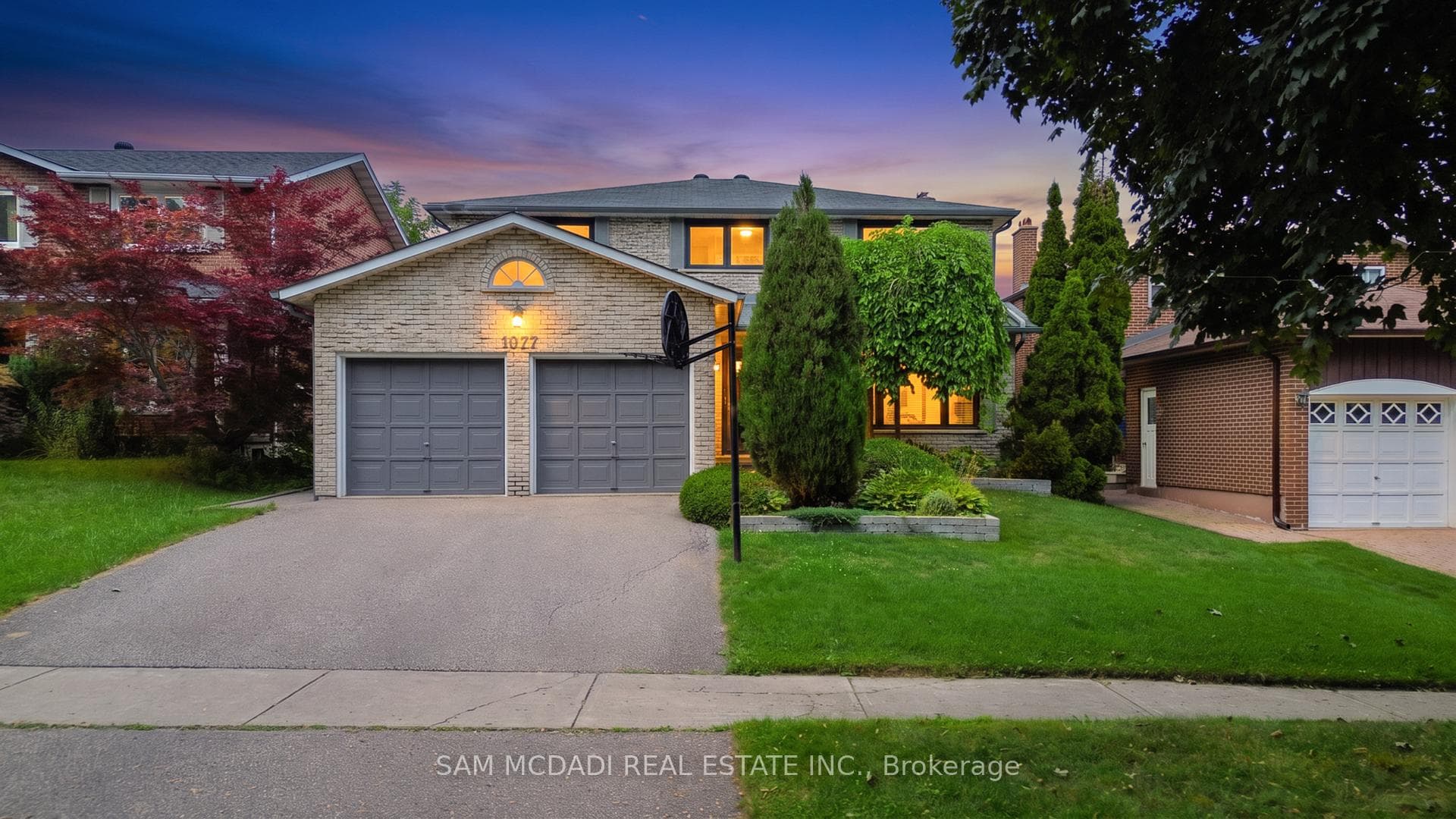 1077 Saginaw Crescent, Mississauga, ON L5H 3W4, Mississauga — photo 1