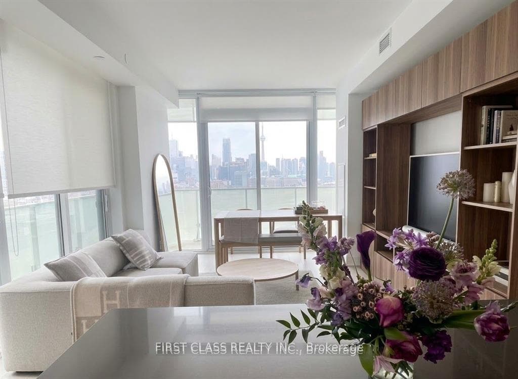 200 Bloor Street W 1405, Toronto, ON M5S 0B1, Toronto C02 — photo 1