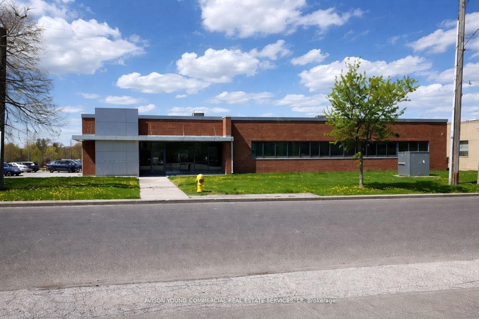 90 Wingold Avenue 2, Toronto, ON M6B 1P5, Toronto W04 — photo 1