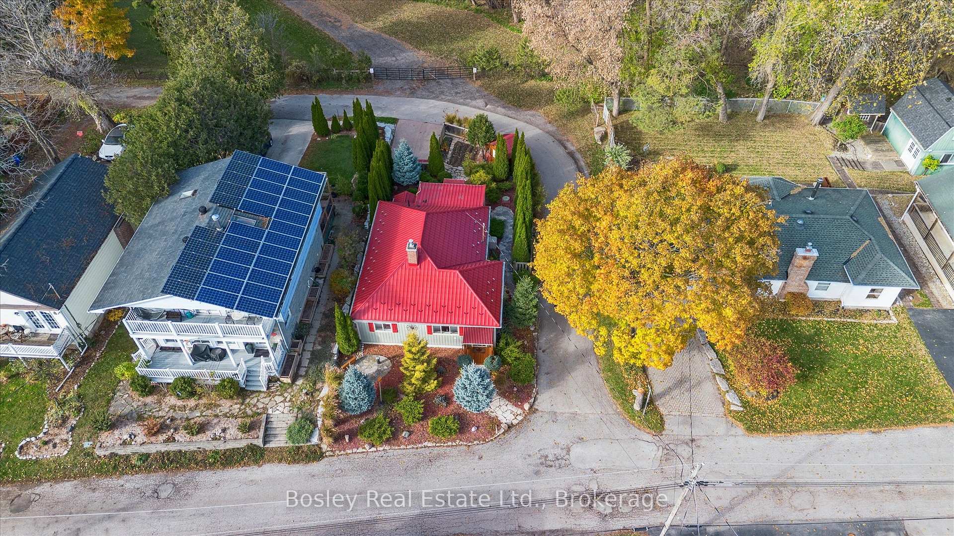32 Holly Trail, Puslinch, ON N3C 2V4, Puslinch — photo 1