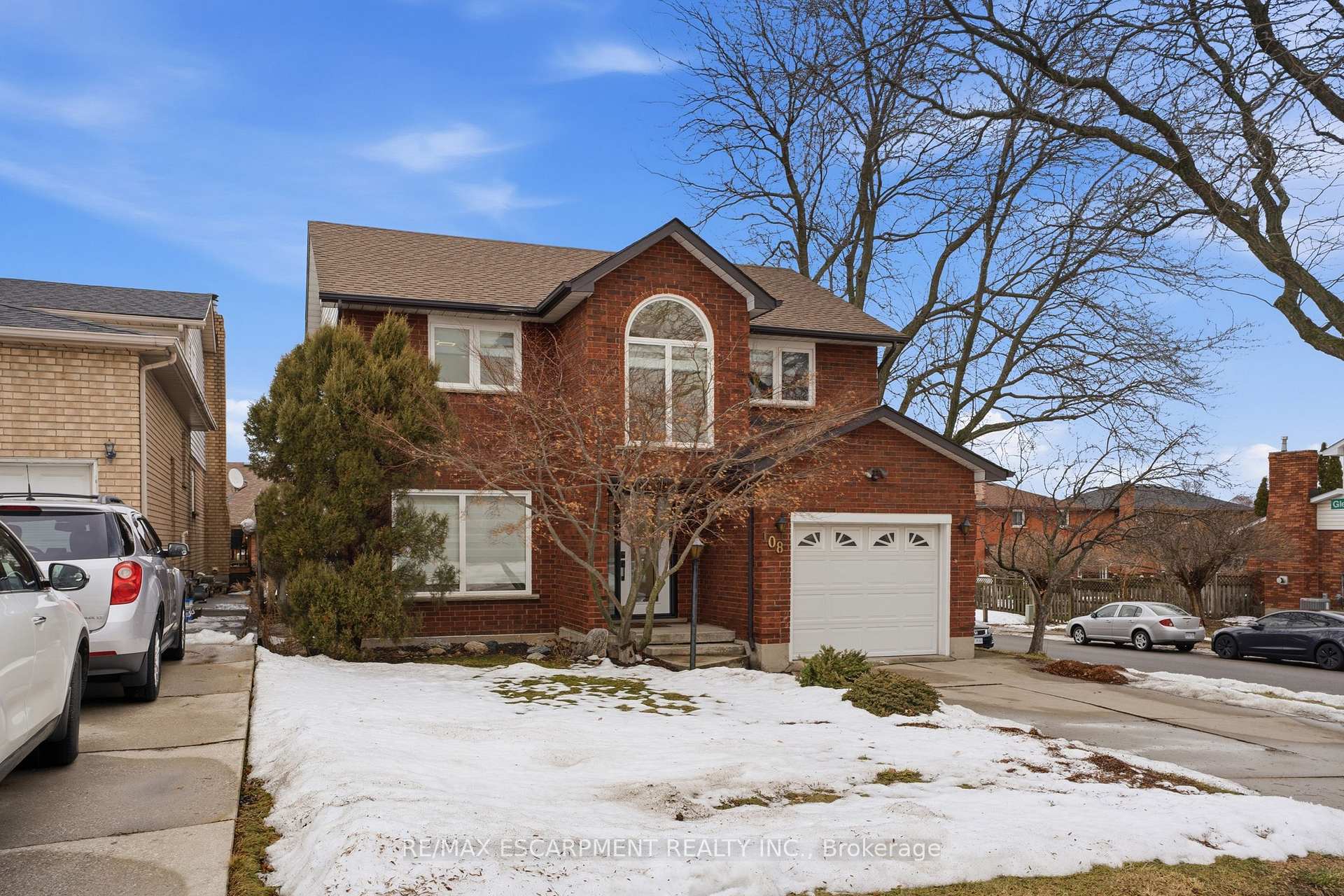 108 Greenshire Drive, Hamilton, ON L9C 7G5, Hamilton — photo 1
