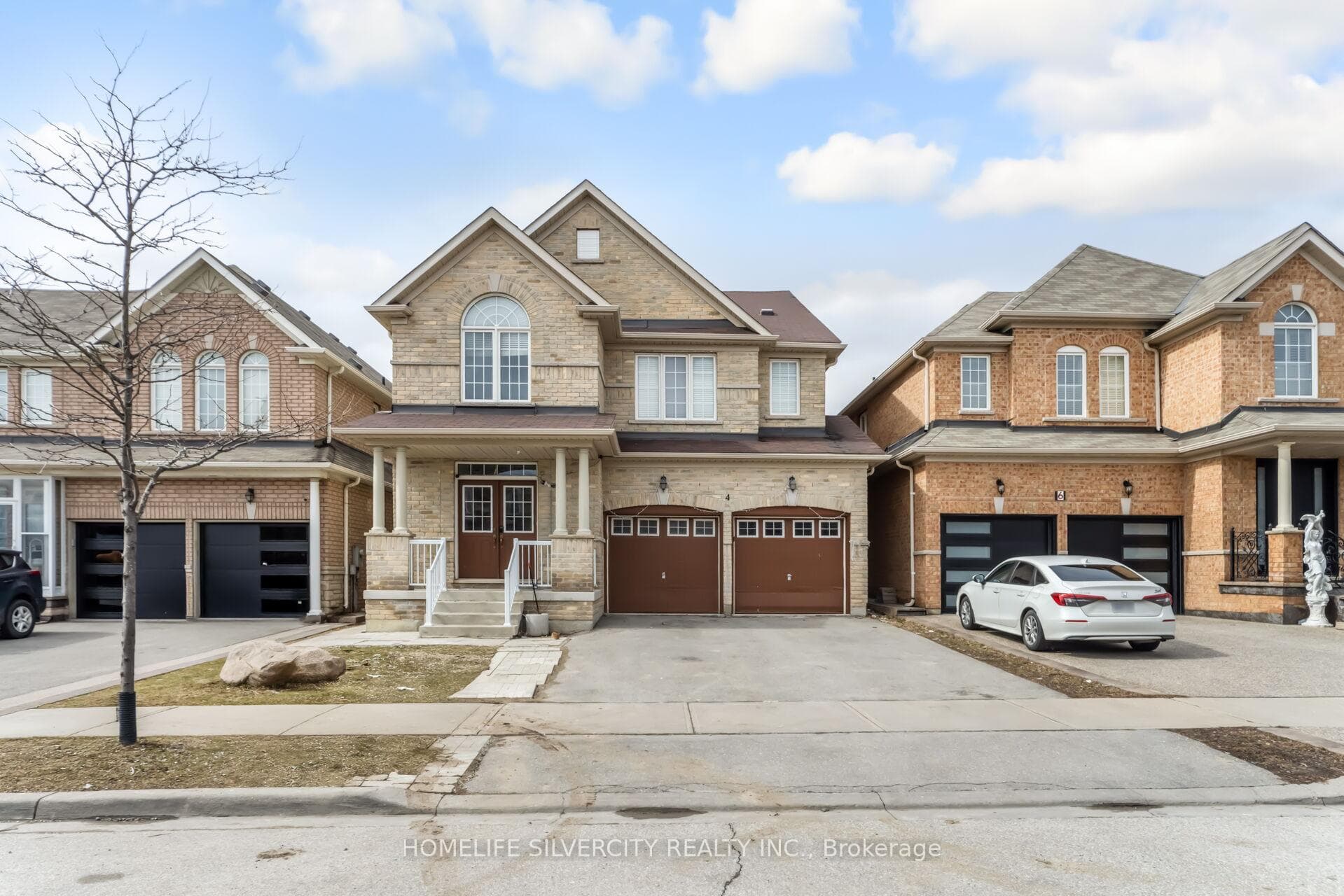 4 Fossil Street, Brampton, ON L6P 3G6, Brampton — photo 1