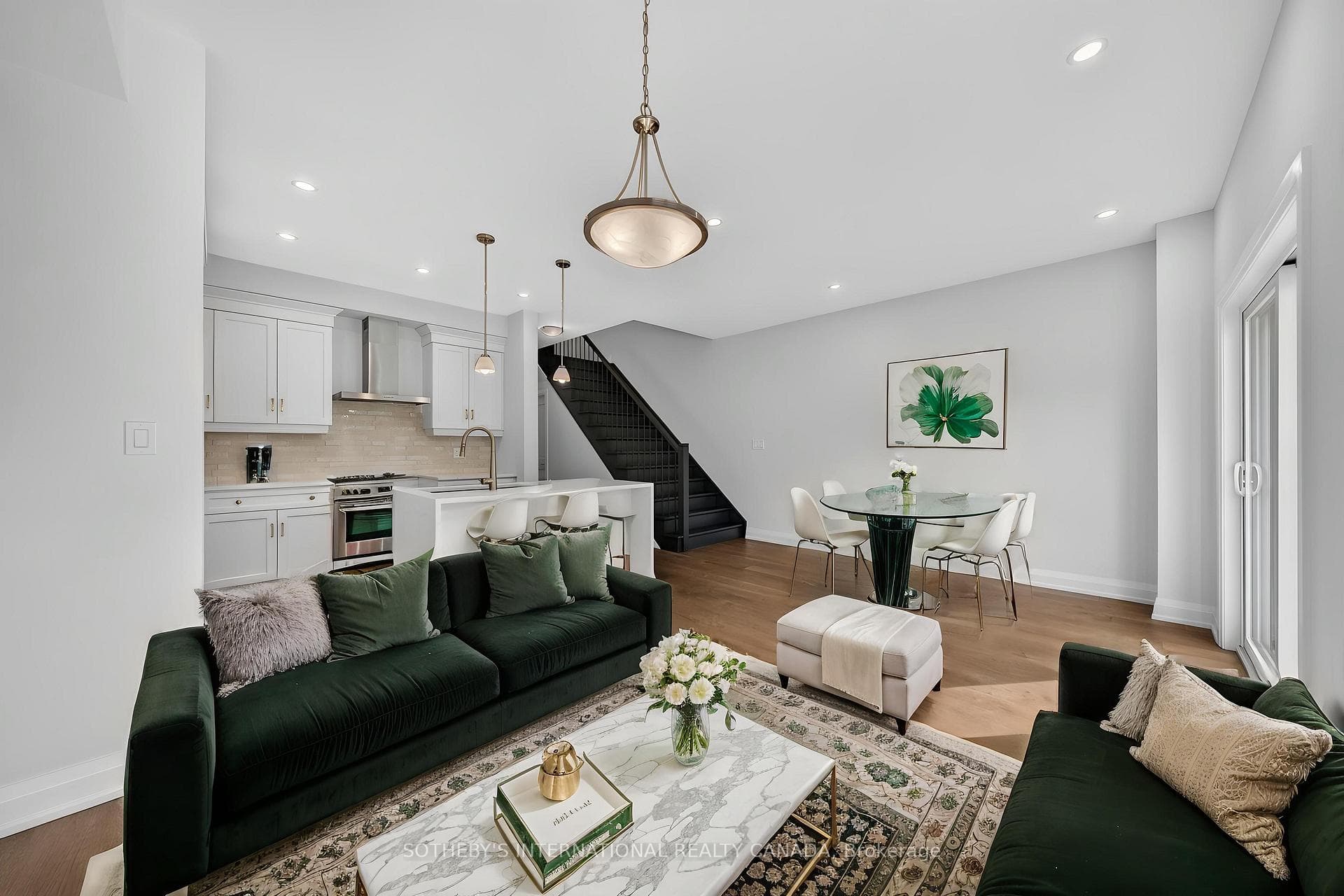 675 Victoria Road N 24, Guelph, ON N1E 0S9, Guelph — photo 1