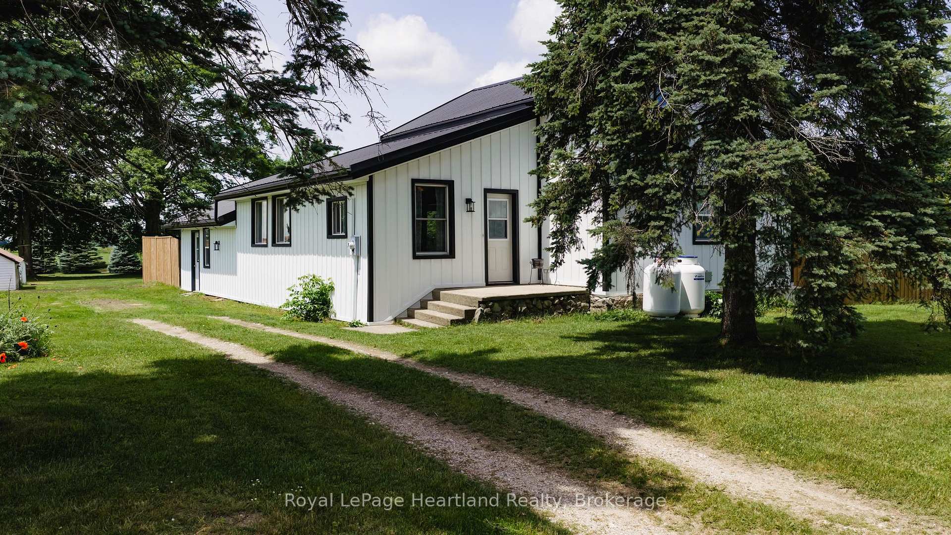 2010 N Alma Street N, Howick, ON N0G 1X0, Howick — photo 1