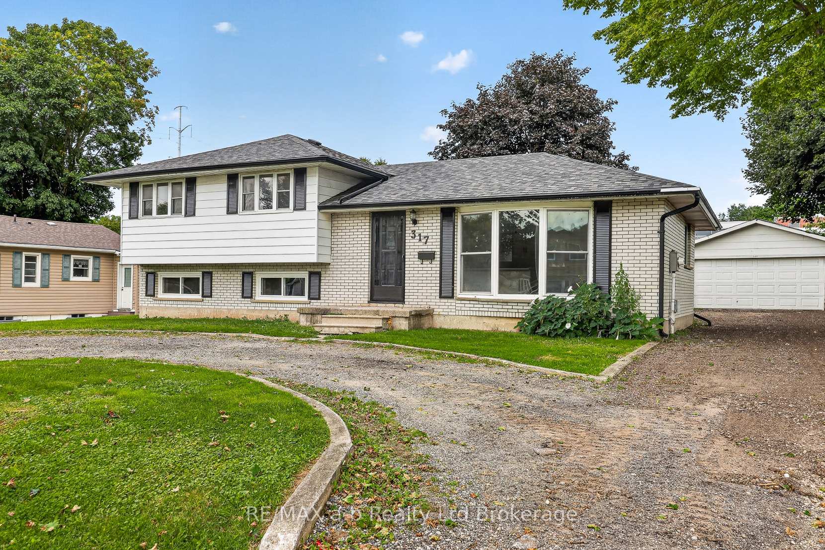 317 Russell Street, Woodstock, ON N4S 2Z7, Woodstock — фото 1