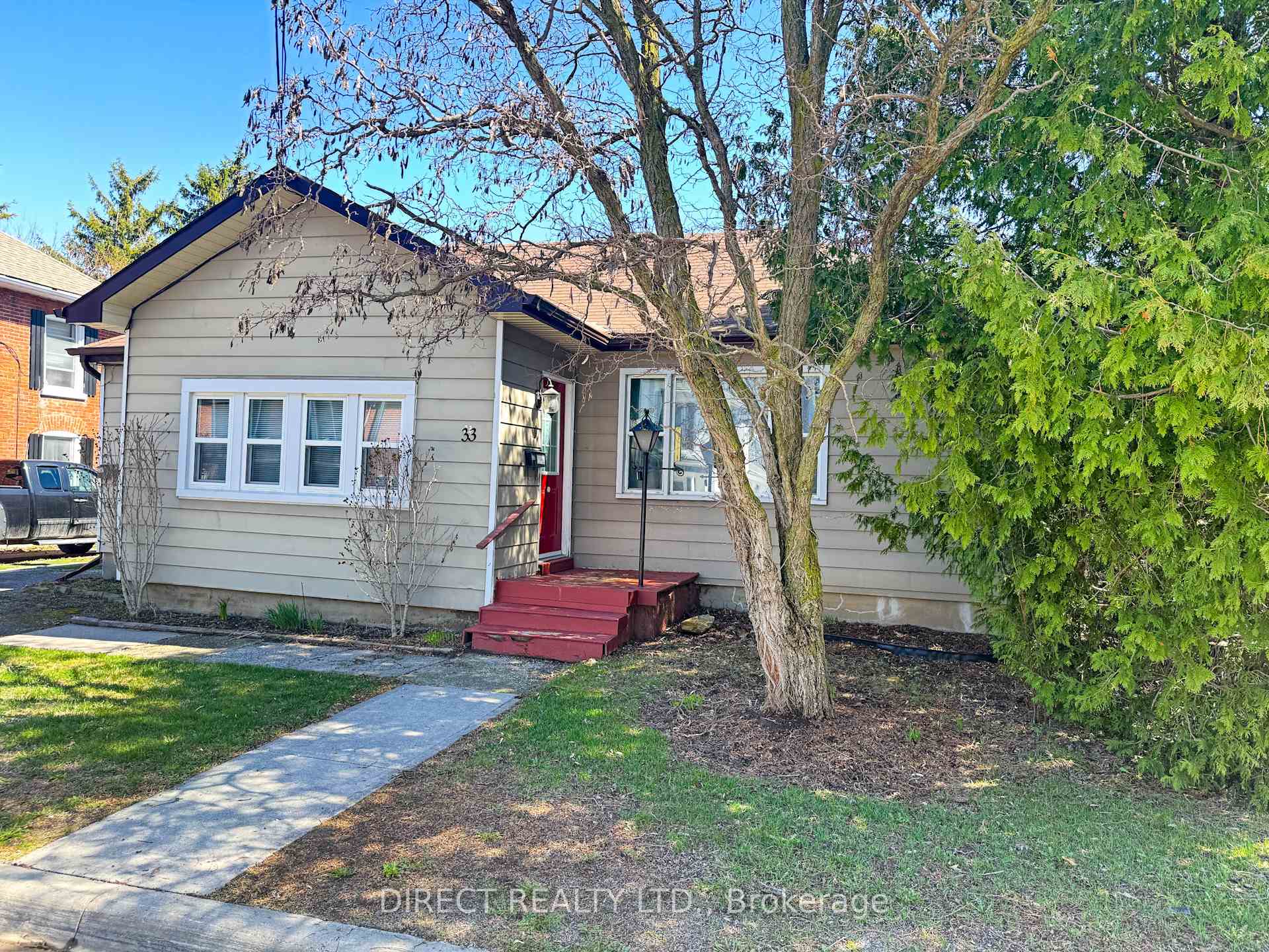 33 Sinclair Street, Belleville, ON K8P 3S5, Belleville — photo 1