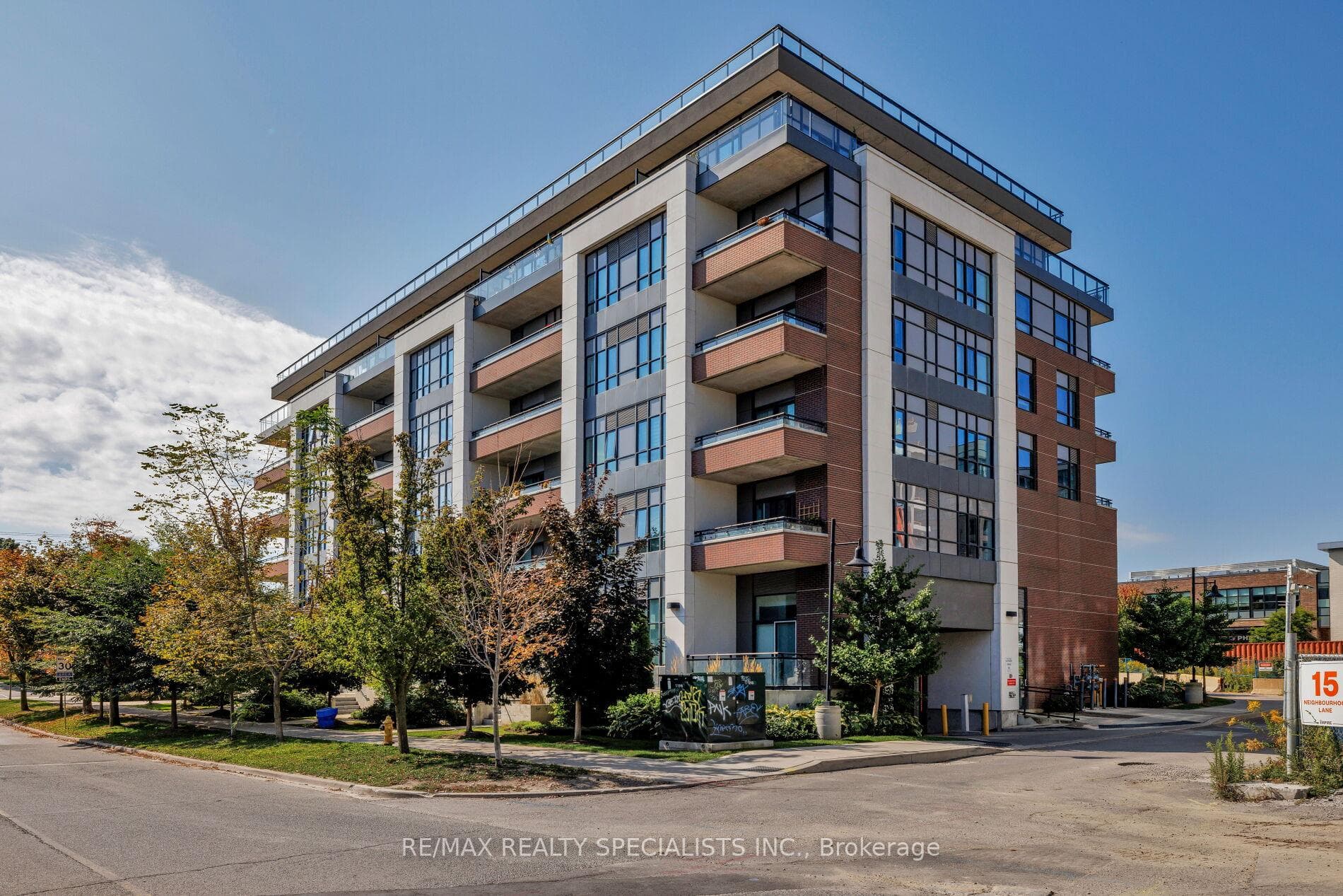 1 Neighbourhood Lane 505, Toronto, ON M8Y 0C7, Toronto W07 — photo 1