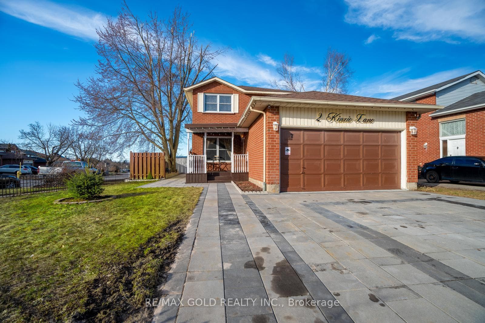 2 Kinzie Lane, Barrie, ON L4M 6A3, Barrie — photo 1