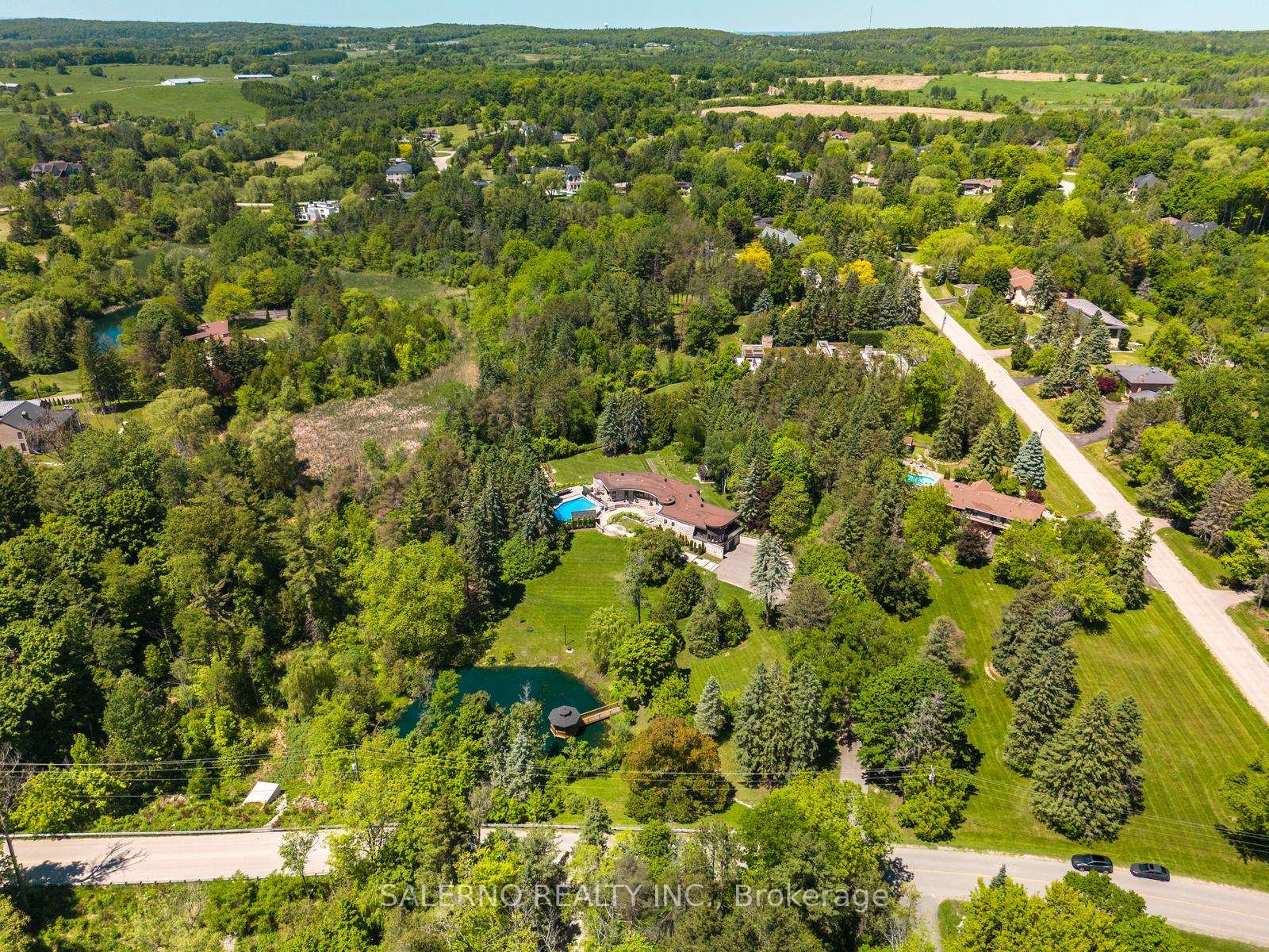 290 Kingscross Drive, King, ON L7B 1K1, King — photo 1