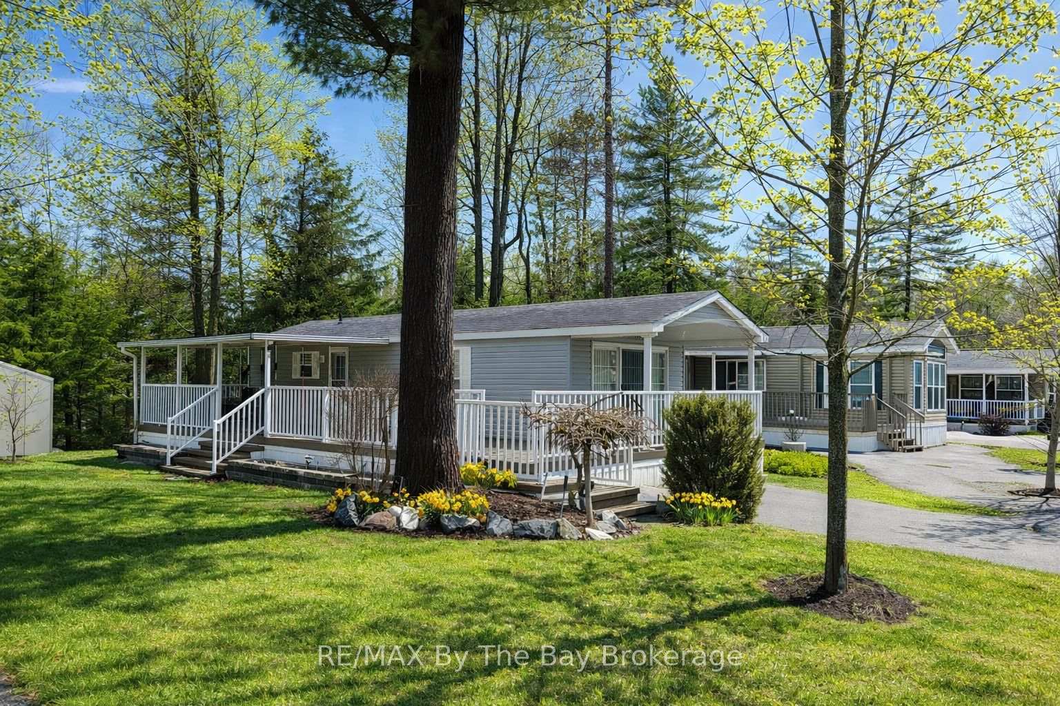 32 Temagami Trail, Wasaga Beach, ON L9Z 1X7, Wasaga Beach — photo 1