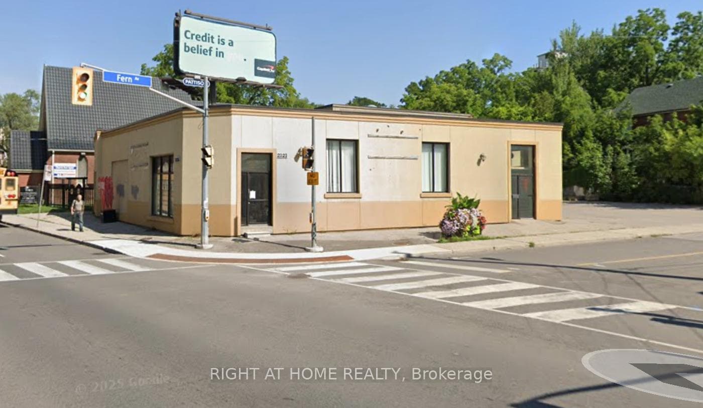 2121 Weston Road, Toronto, ON M9N 1X8, Toronto W04 — photo 1
