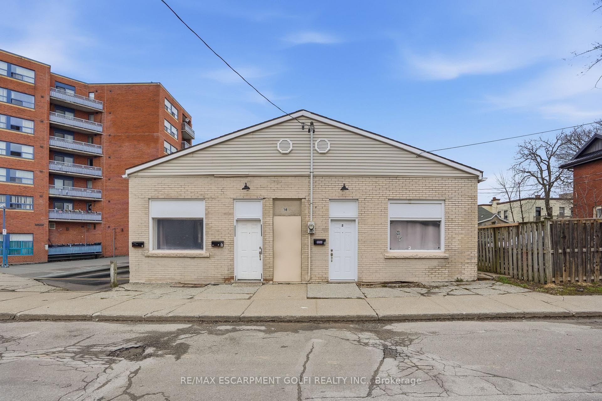 14 Avenue Place, Welland, ON L3B 4B1, Welland — photo 1