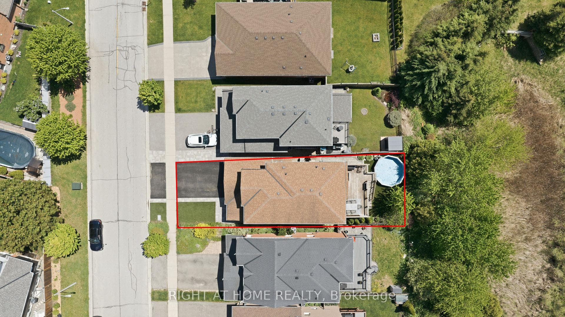 182 Mowat Crescent, Halton Hills, ON L7G 6A4, Halton Hills — photo 1