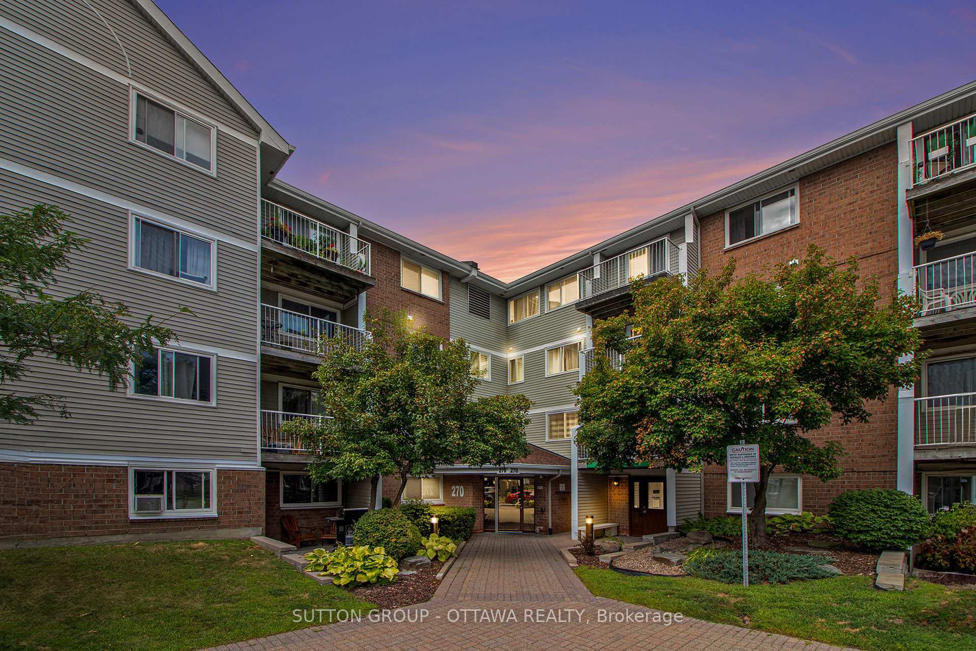 270 Brittany Drive 314, Manor Park - Cardinal Glen and Area, ON K1K 4M3, Manor Park - Cardinal Glen and Area — photo 1