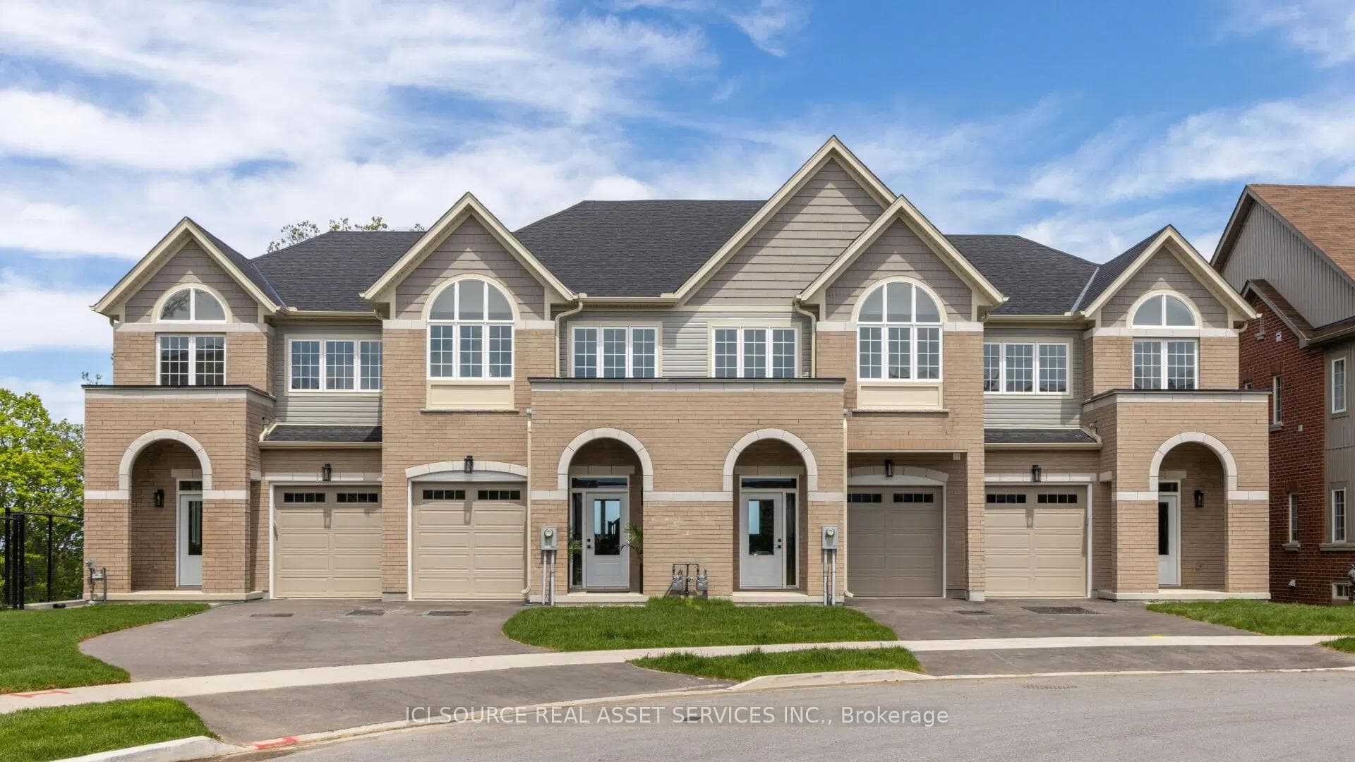 4061-2 Fracchioni Drive, Lincoln, ON L3J 0R5, Lincoln — photo 1