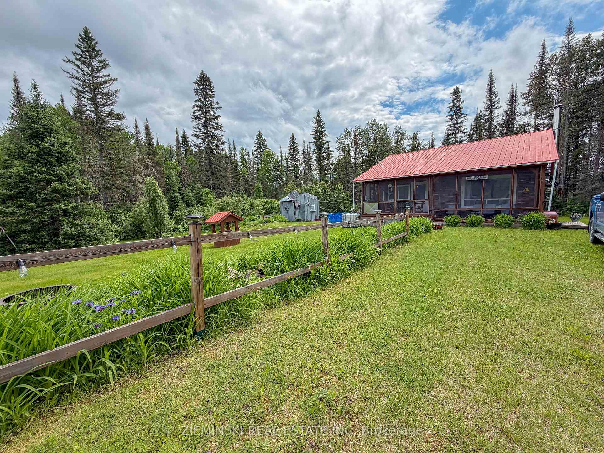 22 Rapids Avenue, Cochrane, ON P0L 1C0, Cochrane — photo 1