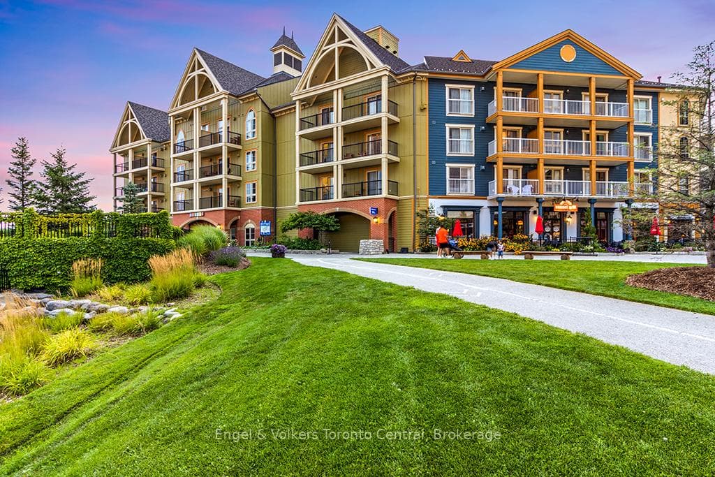 190 Jozo Weider Boulevard 423, Blue Mountains, ON L9Y 0V2, Blue Mountains — photo 1