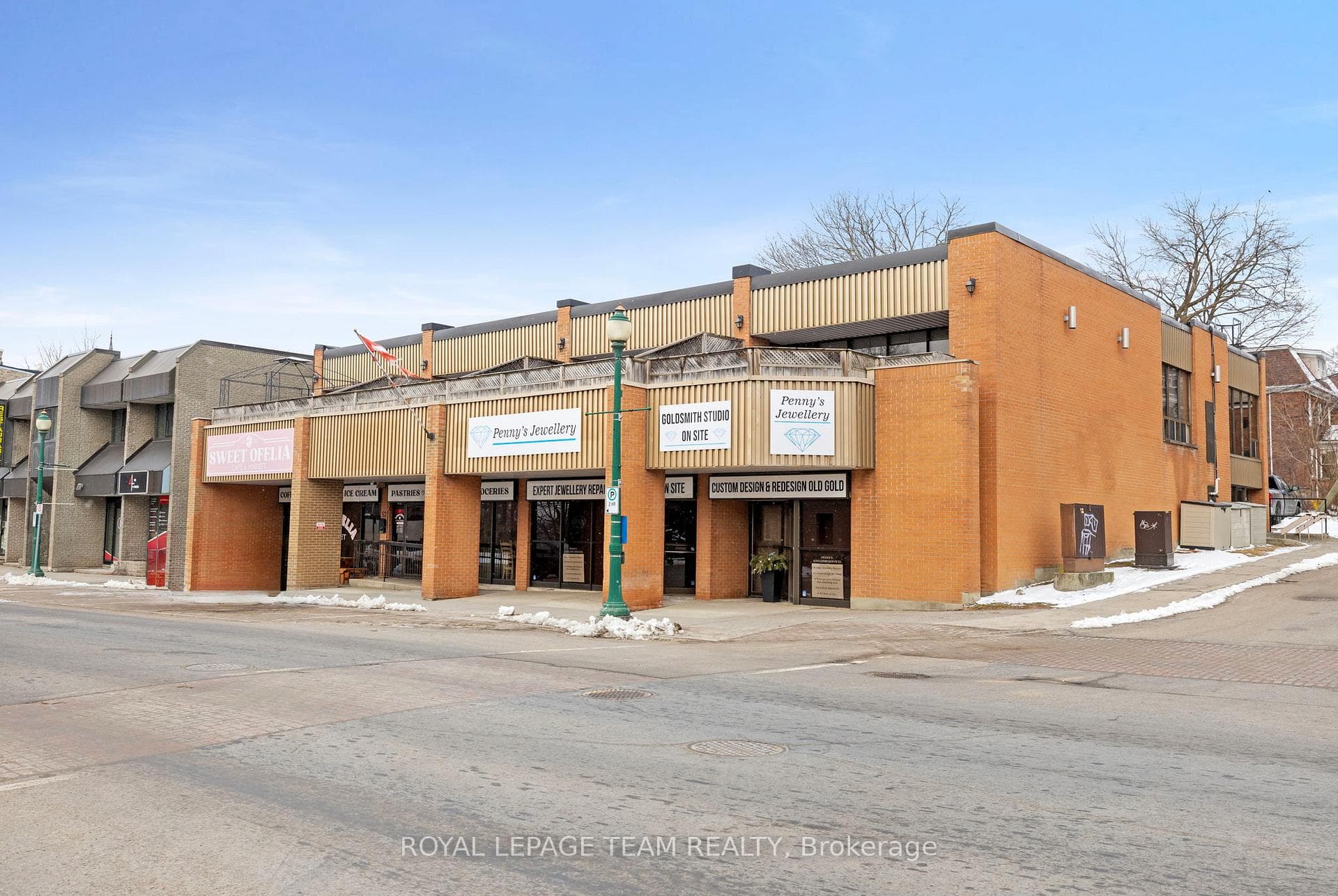 52-58 King Street E, Brockville, ON K6V 1B1, Brockville — photo 1