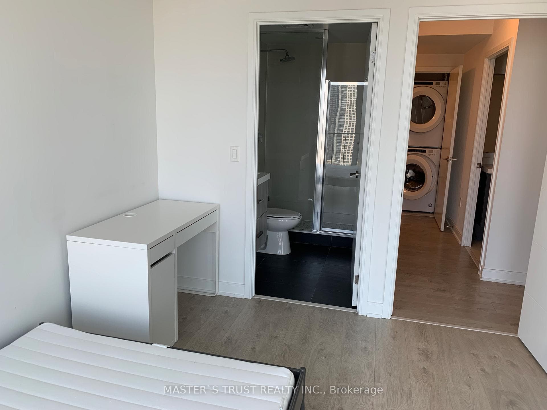 50 Wellesley East Street 2704, Toronto, ON M4Y 1G2, Toronto C08 — photo 1