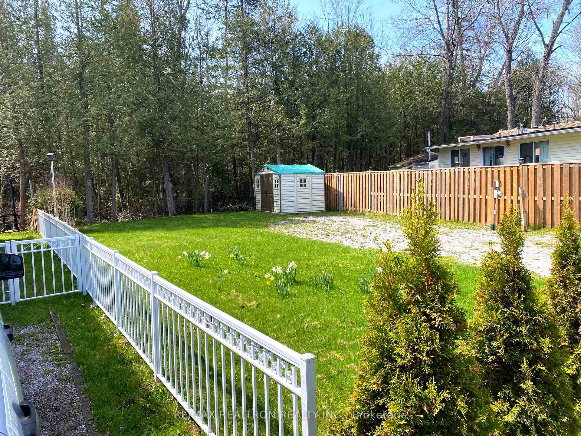 53 Horseshoe Circle, Georgina, ON L0E 1N0, Georgina — photo 1