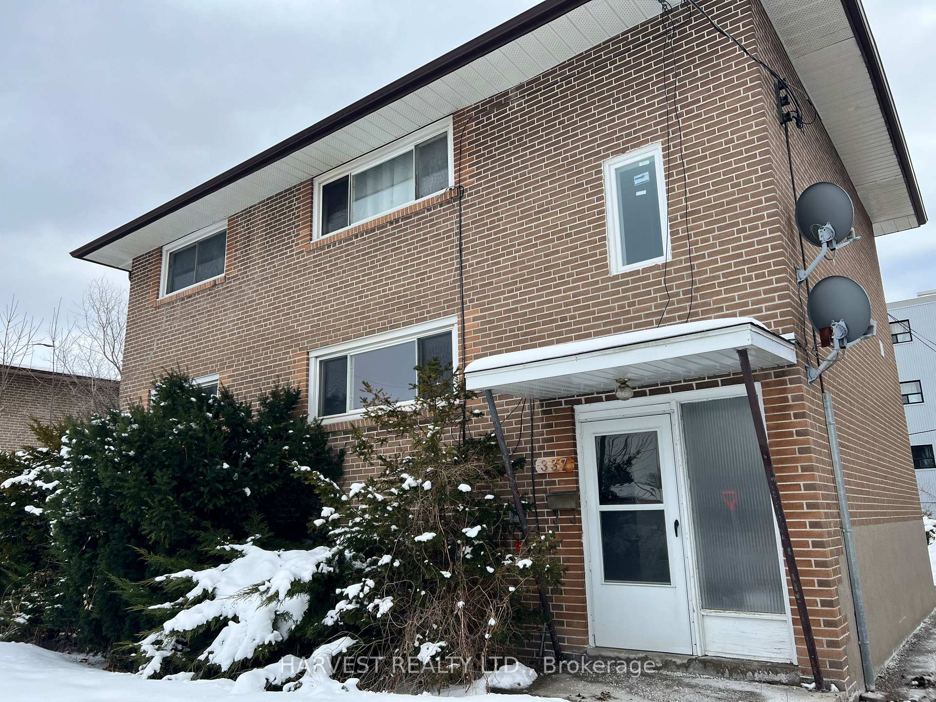 337 Frontenac Avenue, Oshawa, ON L1J 2A7, Oshawa — photo 1