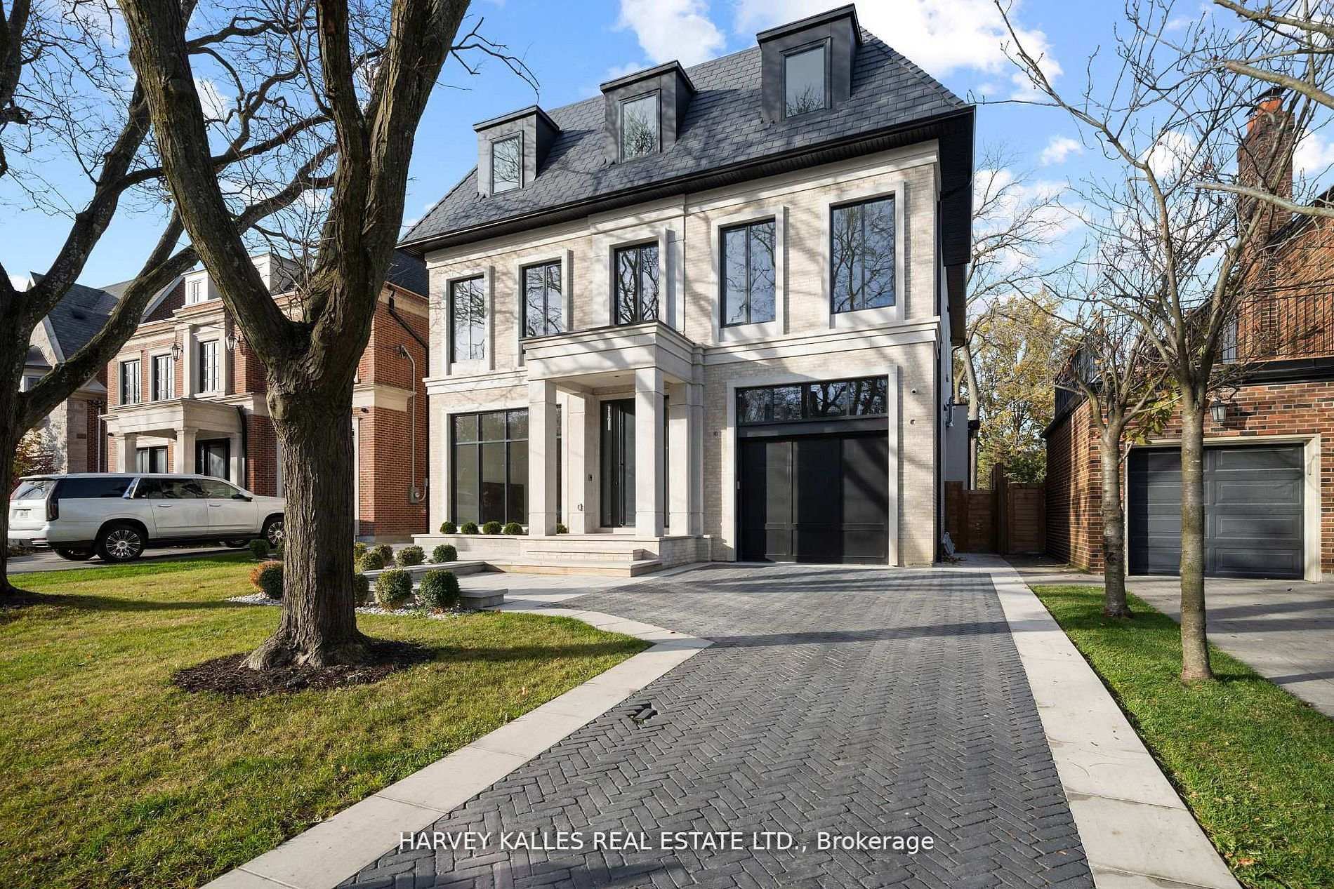 370 Glengrove Avenue W, Toronto, ON M5N 1W5, Toronto C04 — photo 1