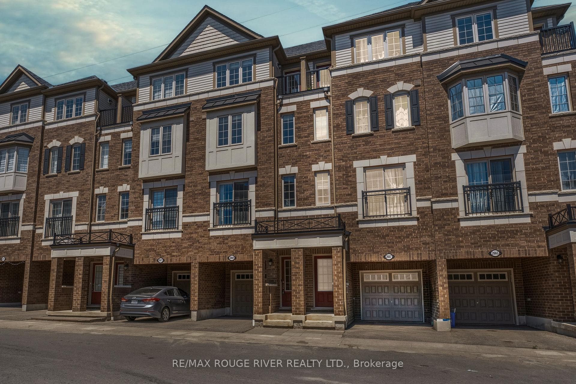 2669 Deputy Minister Path, Oshawa, ON L1L 0M7, Oshawa — фото 1
