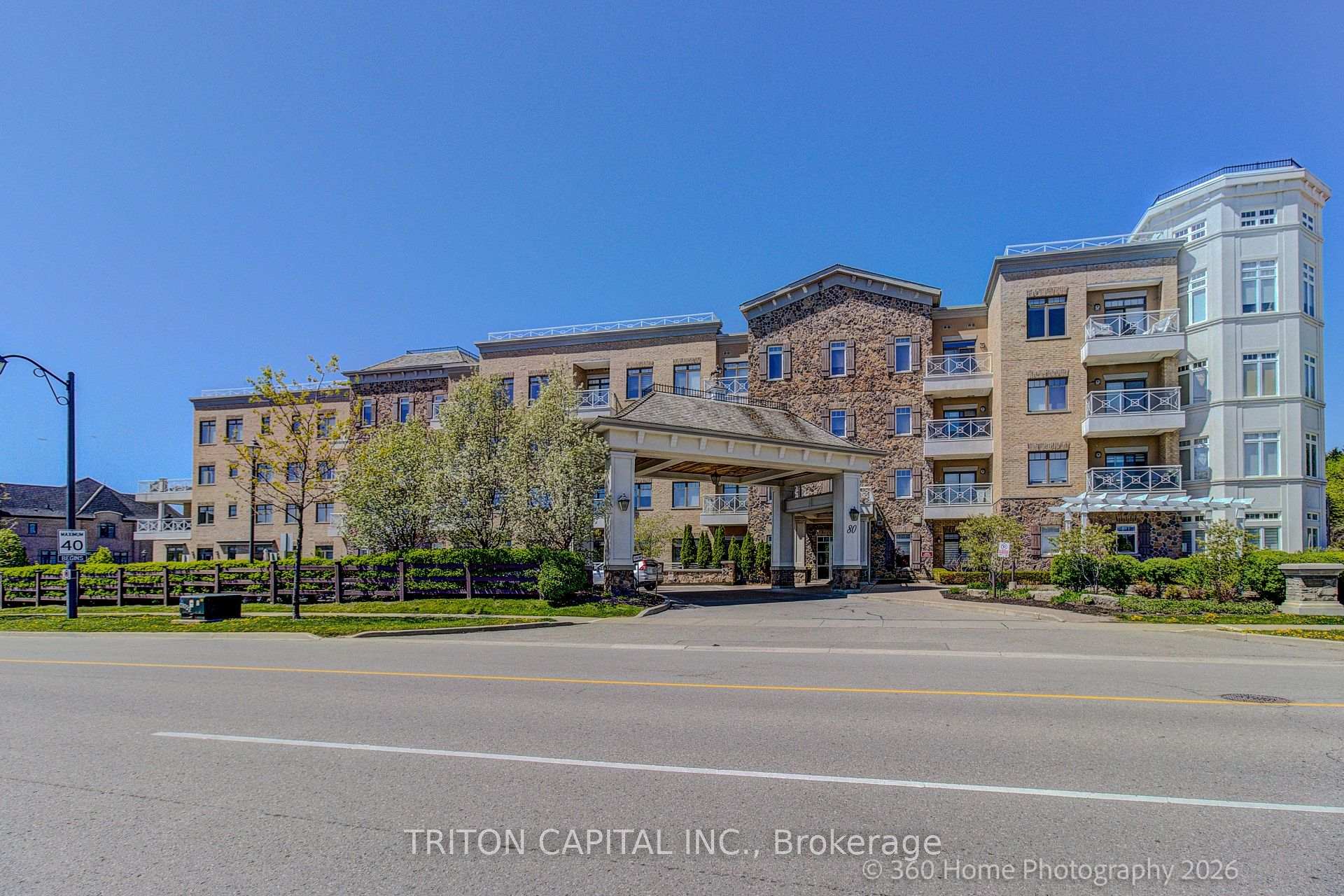 80 Burns Boulevard 336, King, ON L7B 1L6, King — photo 1
