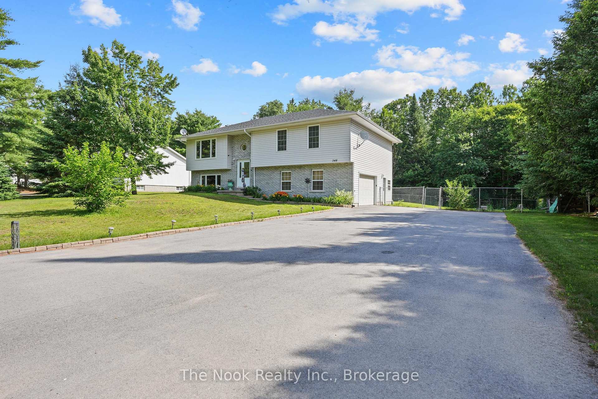348 Chemaushgon Road, Bancroft, ON K0L 1C0, Bancroft — photo 1