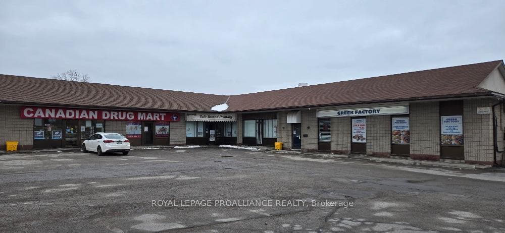 59 Dundas Street E, Belleville, ON K8N 3B8, Belleville — photo 1