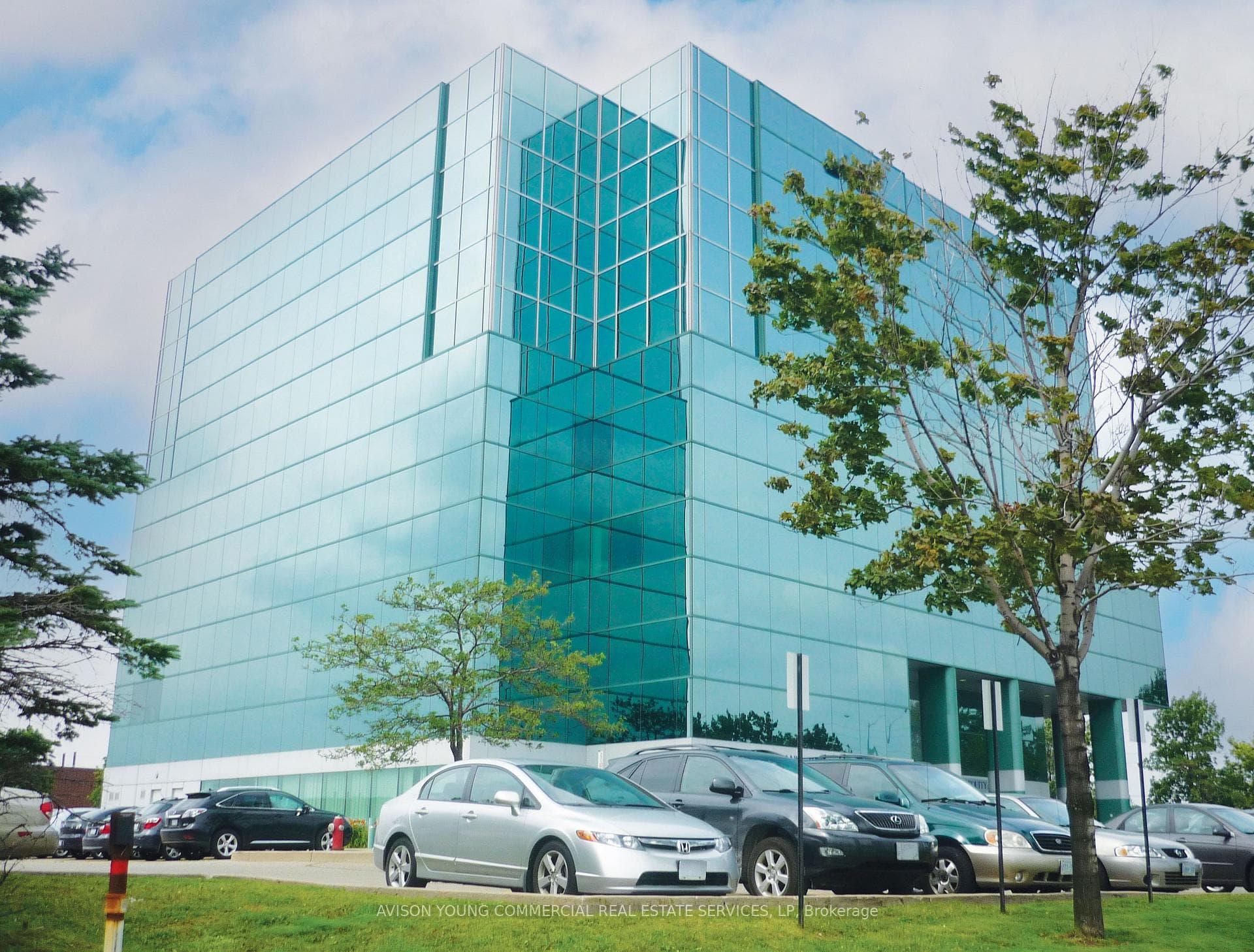 1450 Meyerside Drive 203, Mississauga, ON L5T 1H2, Mississauga — photo 1
