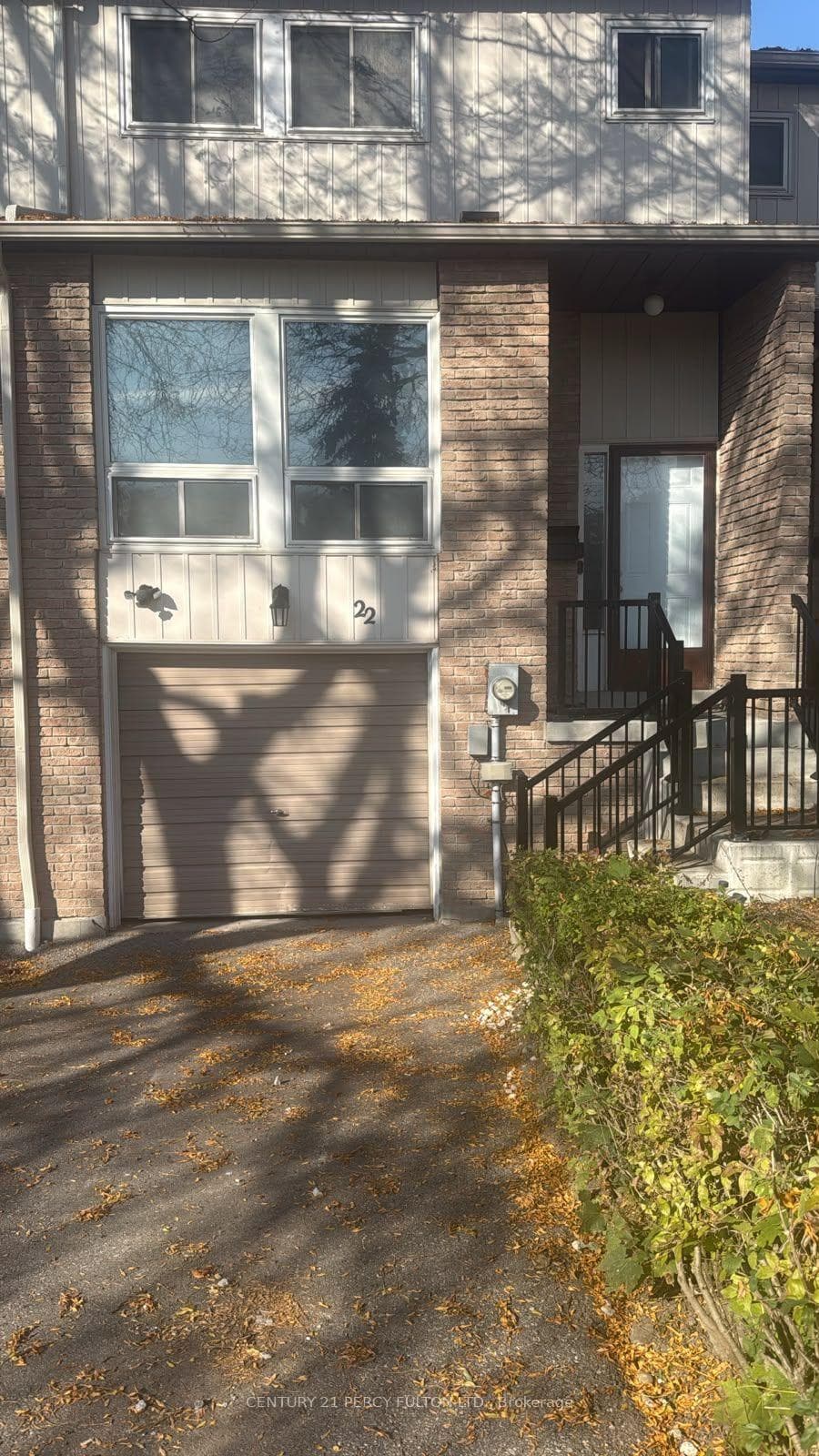 22 N Randall Drive N, Ajax, ON L1S 6L2, Ajax — photo 1